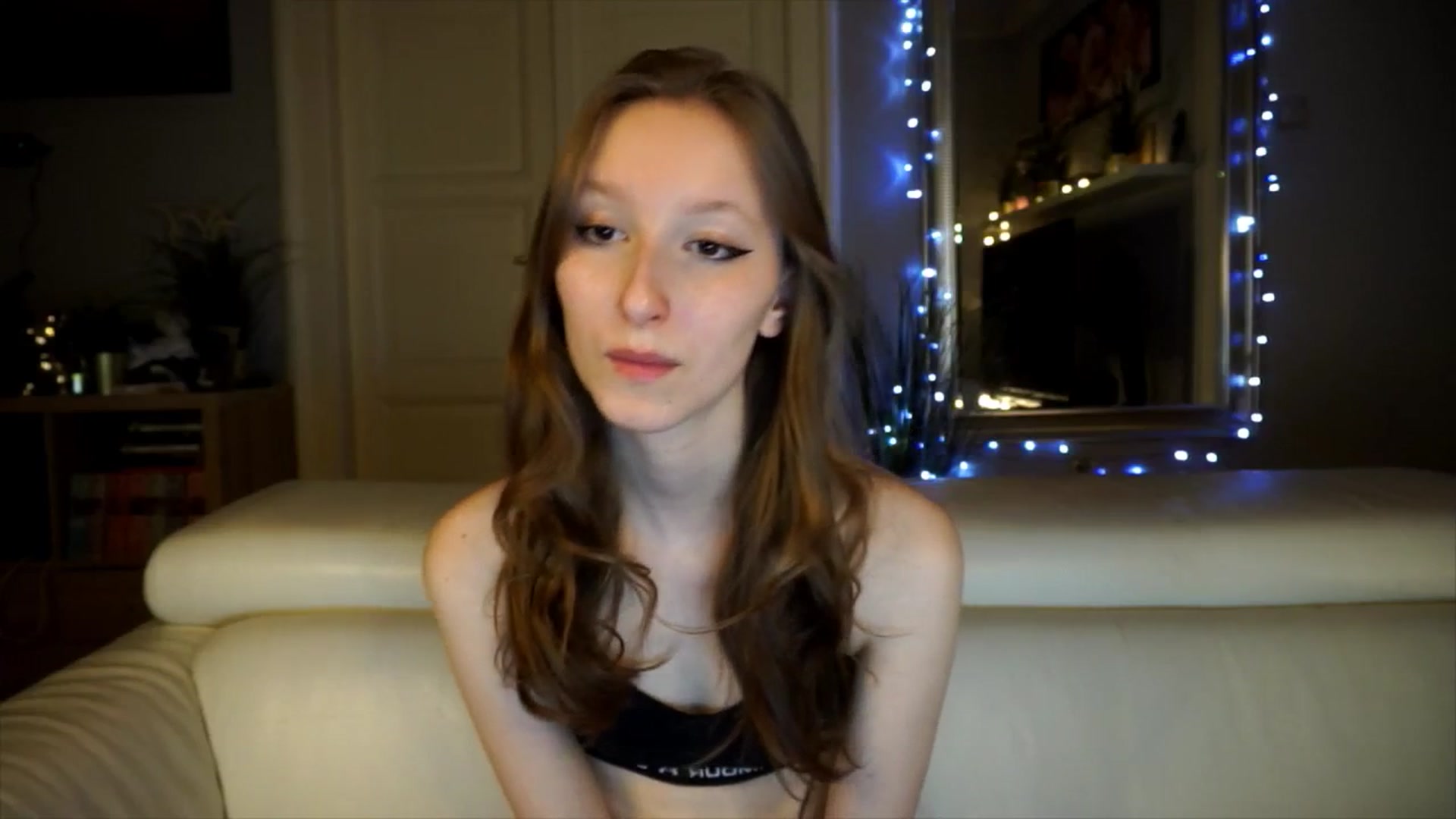 Gallery image thumbnail from Sw33t_g1rl's myfreecams stream on, 03/21/2026, 17:11 image 8 of 20