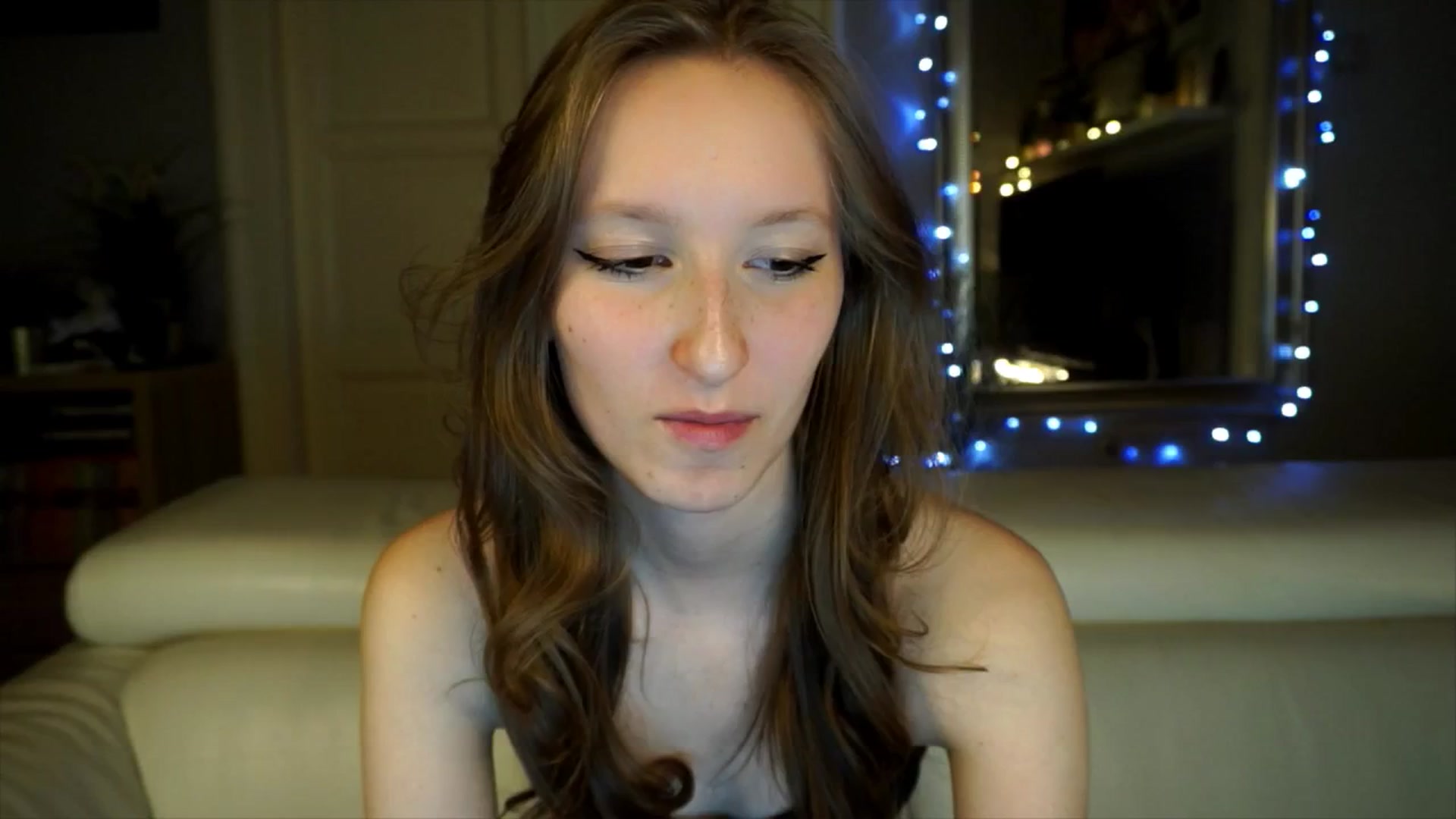 Gallery image thumbnail from Sw33t_g1rl's myfreecams stream on, 03/21/2026, 21:35 image 9 of 20
