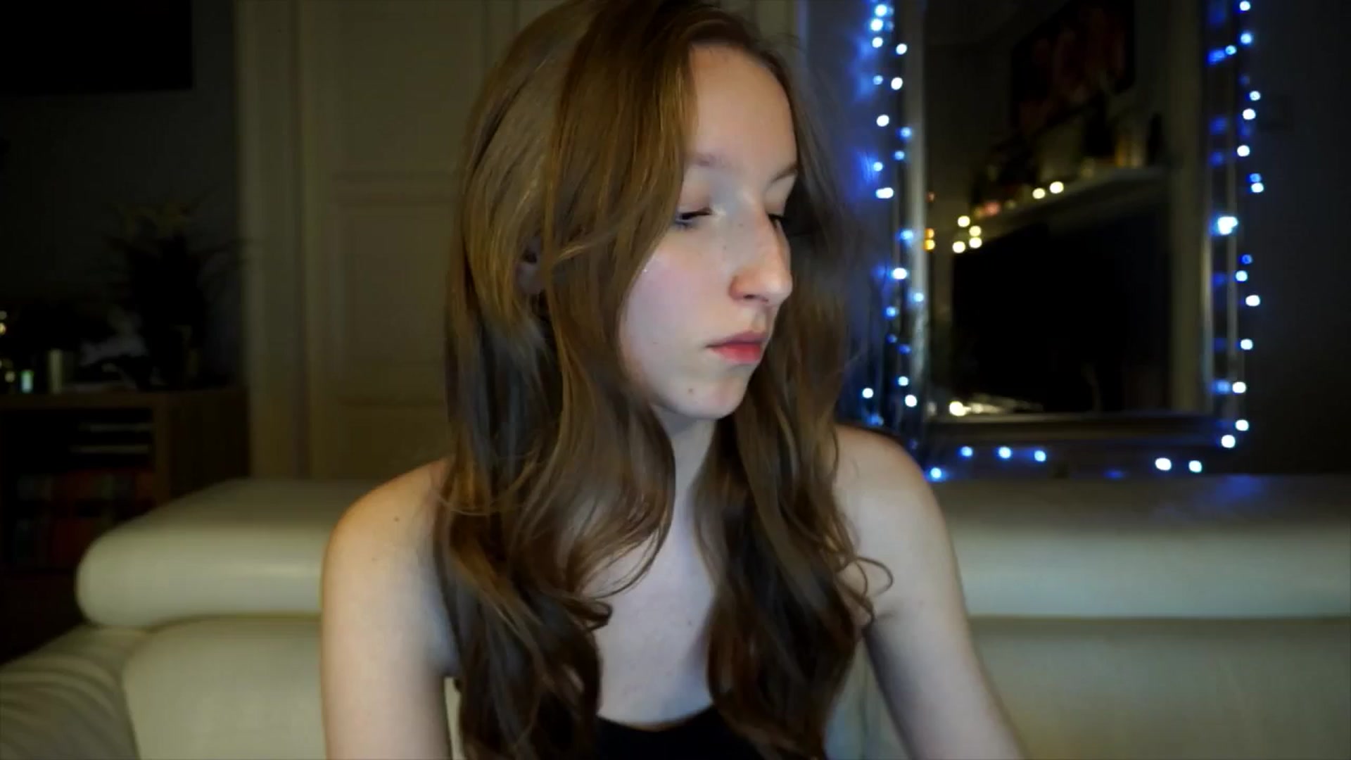 Gallery image thumbnail from Sw33t_g1rl's myfreecams stream on, 03/21/2026, 21:35 image 1 of 20