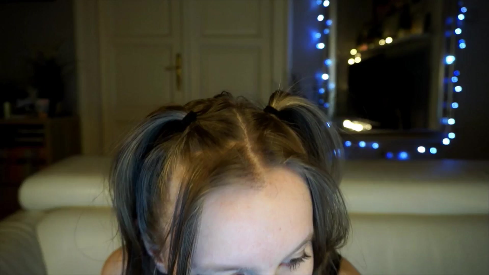 Gallery image thumbnail from Sw33t_g1rl's myfreecams stream on, 03/22/2026, 17:51 image 13 of 20