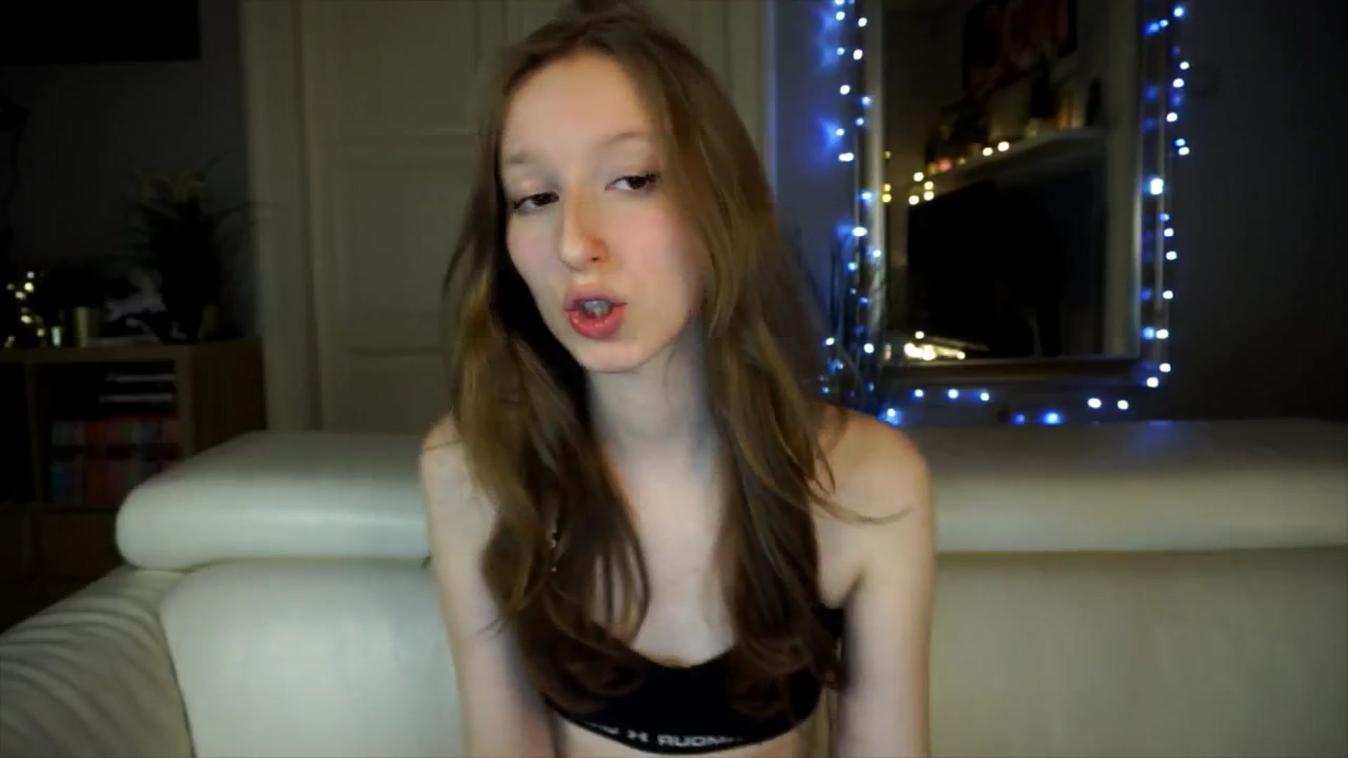 Gallery image thumbnail from Sw33t_g1rl's myfreecams stream on, 03/23/2026, 19:35 image 7 of 20
