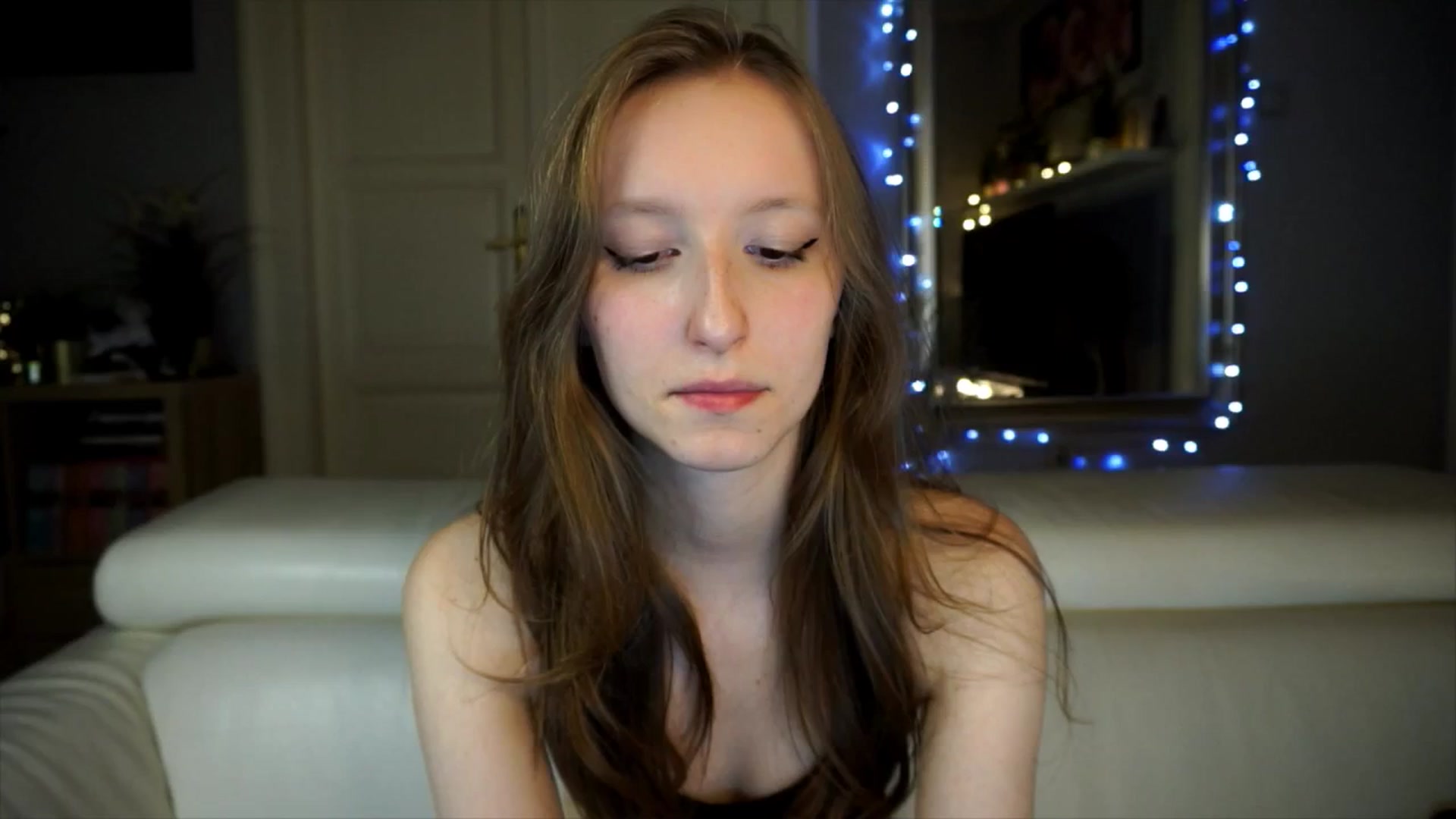 Gallery image thumbnail from Sw33t_g1rl's myfreecams stream on, 03/23/2026, 22:51 image 11 of 20