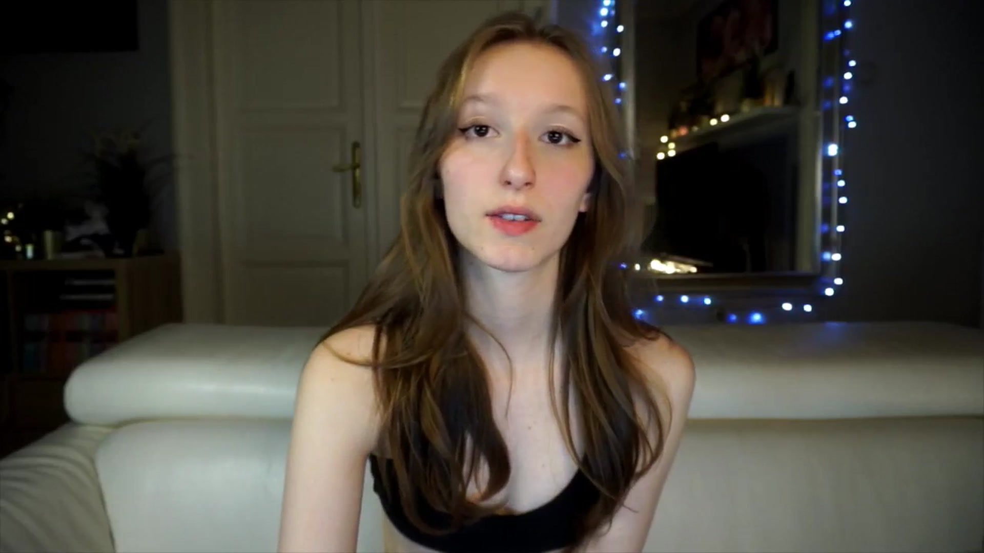Gallery image thumbnail from Sw33t_g1rl's myfreecams stream on, 03/23/2026, 22:51 image 5 of 20
