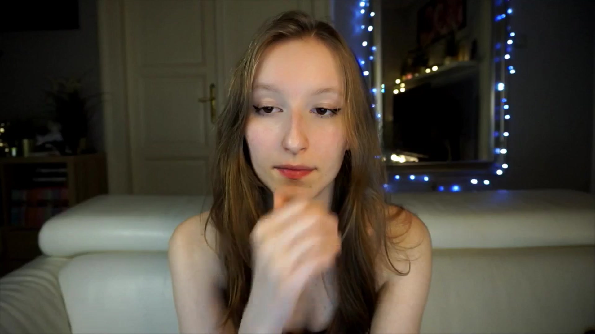 Gallery image thumbnail from Sw33t_g1rl's myfreecams stream on, 03/23/2026, 22:51 image 14 of 20