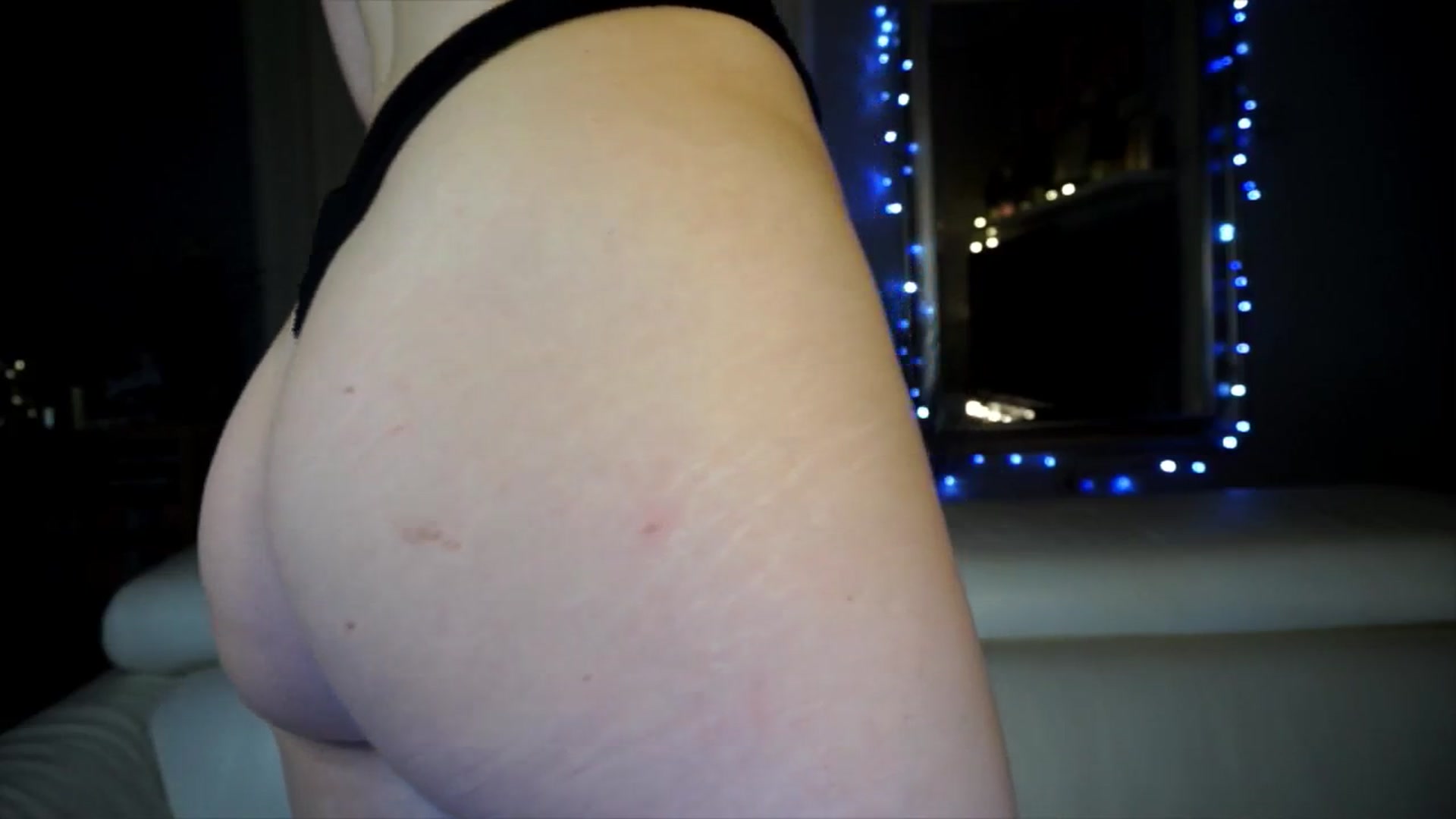 Gallery image thumbnail from Sw33t_g1rl's myfreecams stream on, 03/23/2026, 22:51 image 4 of 20