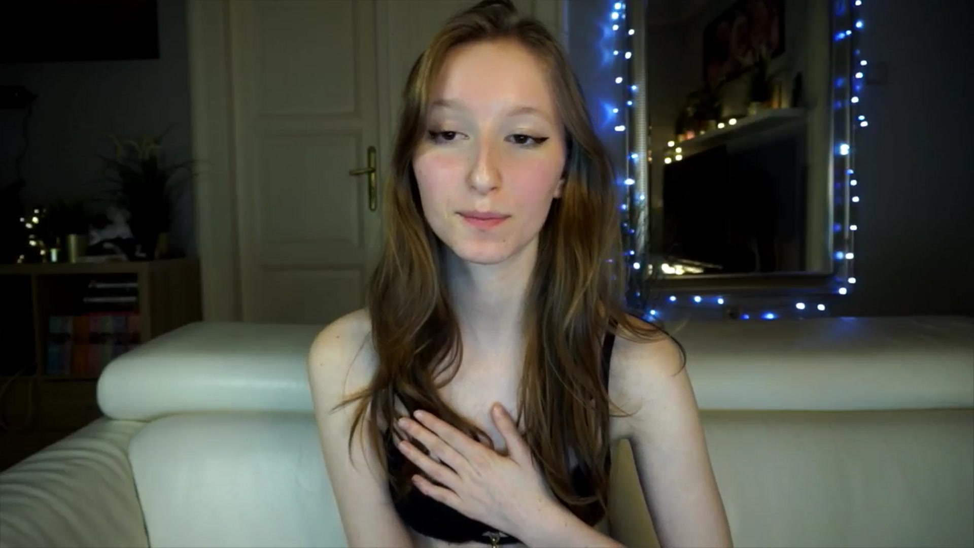 Gallery image thumbnail from Sw33t_g1rl's myfreecams stream on, 03/24/2026, 18:46 image 20 of 20