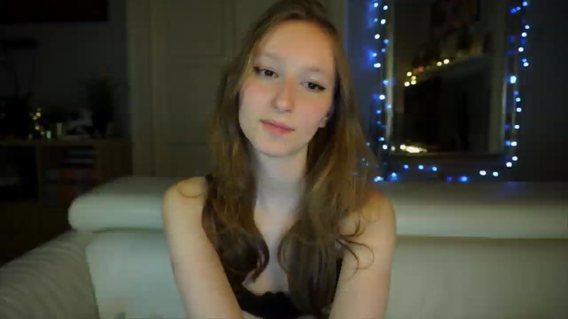 Gallery image thumbnail from Sw33t_g1rl's myfreecams stream on, 03/26/2026, 18:48 image 7 of 20