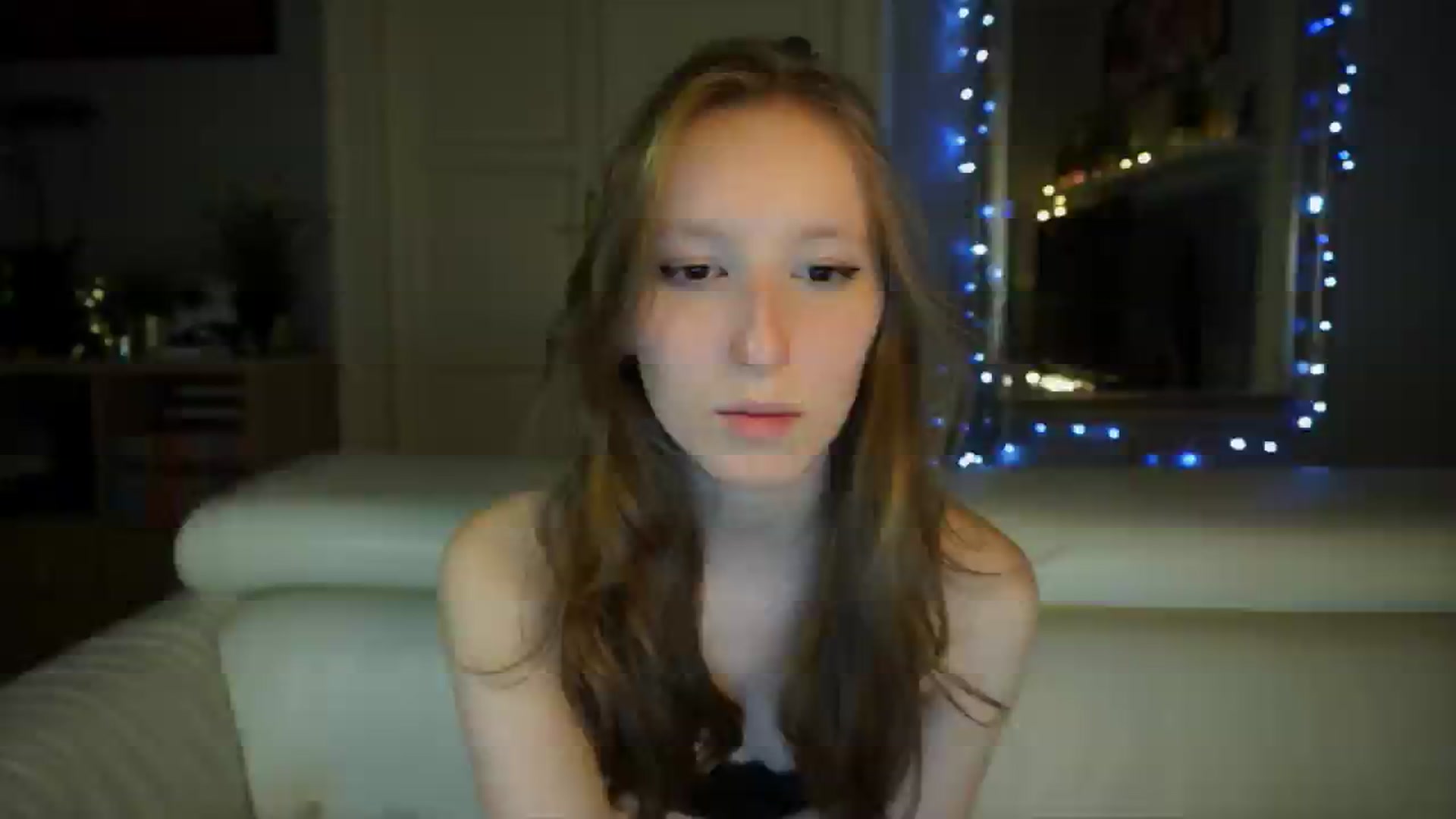 Gallery image thumbnail from Sw33t_g1rl's myfreecams stream on, 03/26/2026, 18:48 image 13 of 20