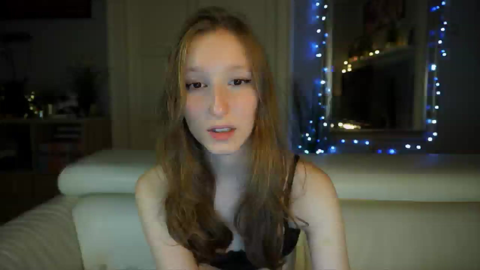 Gallery image thumbnail from Sw33t_g1rl's myfreecams stream on, 03/26/2026, 18:48 image 10 of 20