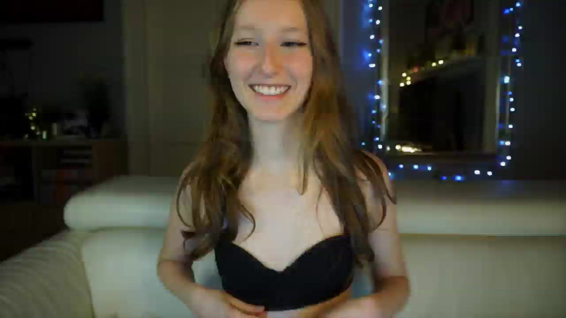 Gallery image thumbnail from Sw33t_g1rl's myfreecams stream on, 03/26/2026, 18:48 image 16 of 20