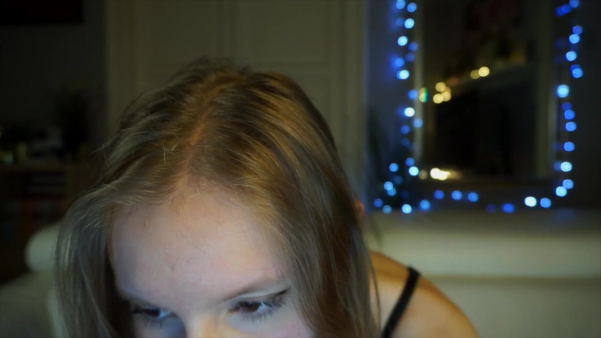 Gallery image thumbnail from Sw33t_g1rl's myfreecams stream on, 03/27/2026, 21:59 image 20 of 20
