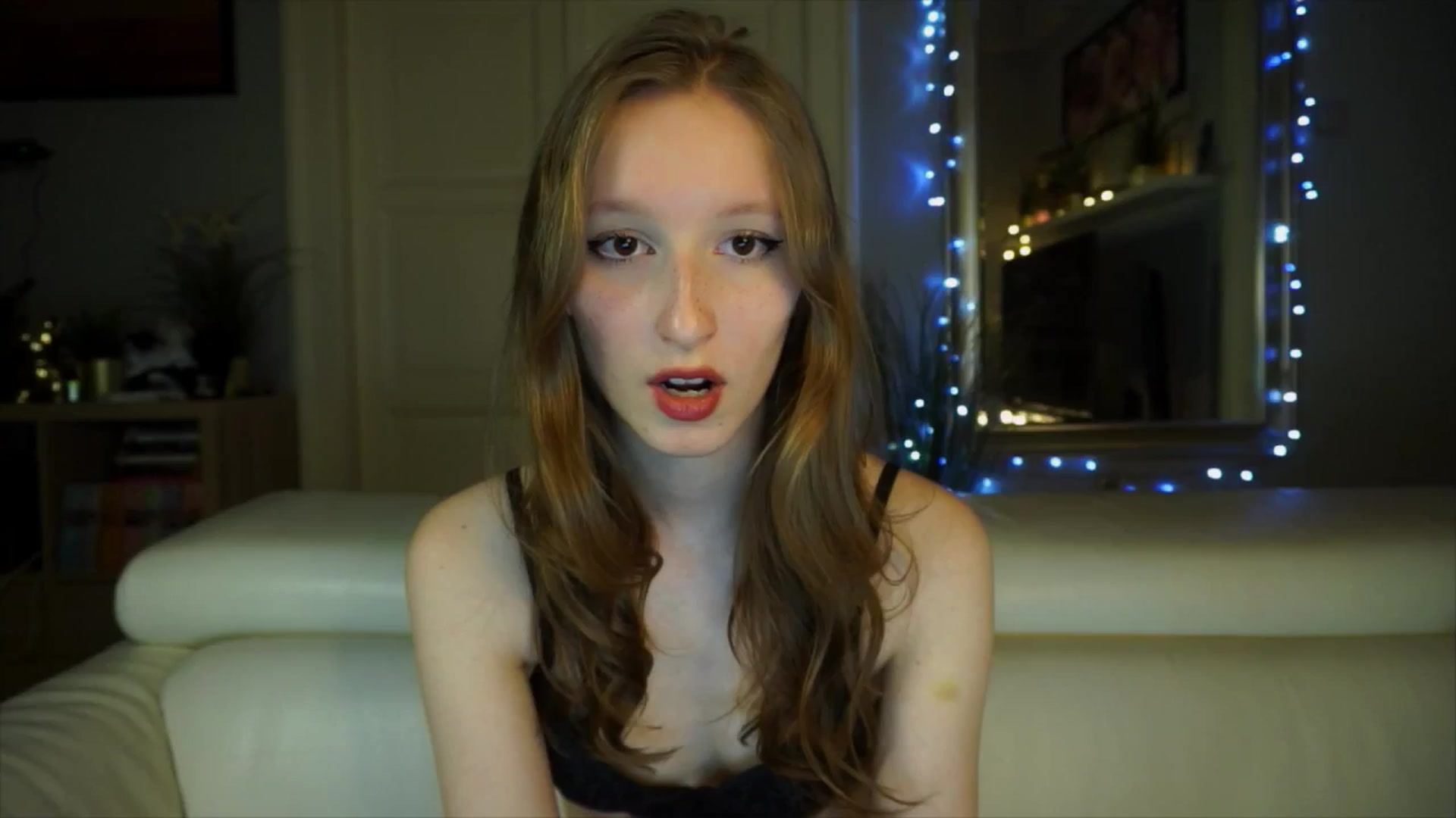 Gallery image thumbnail from Sw33t_g1rl's myfreecams stream on, 03/28/2026, 17:16 image 19 of 20