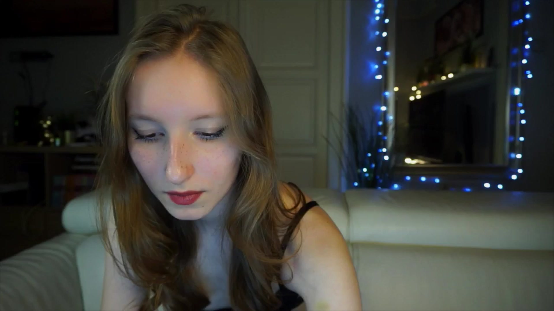 Gallery image thumbnail from Sw33t_g1rl's myfreecams stream on, 03/28/2026, 17:16 image 11 of 20