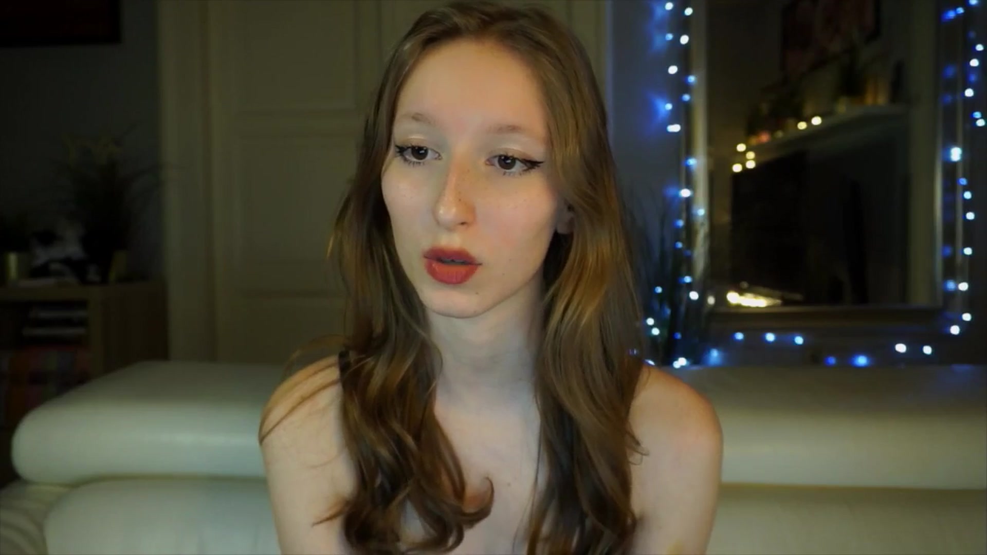 Gallery image thumbnail from Sw33t_g1rl's myfreecams stream on, 03/28/2026, 19:57 image 6 of 20