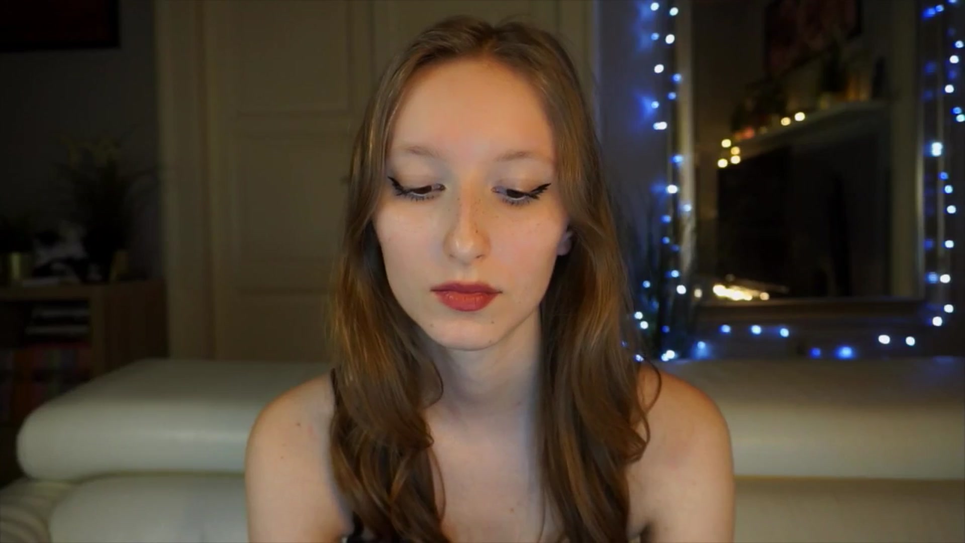 Gallery image thumbnail from Sw33t_g1rl's myfreecams stream on, 03/28/2026, 19:57 image 2 of 20