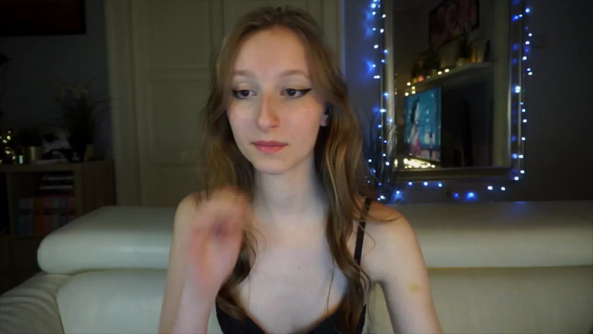 Gallery image thumbnail from Sw33t_g1rl's myfreecams stream on, 03/29/2026, 20:27 image 10 of 20
