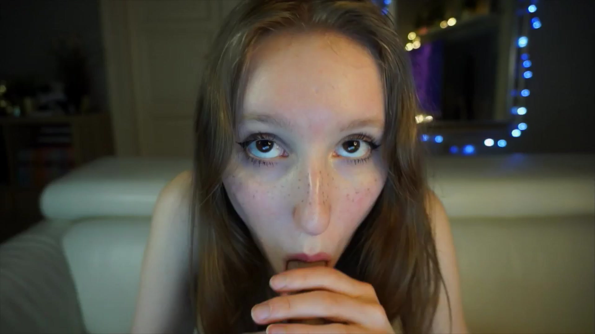 Gallery image thumbnail from Sw33t_g1rl's myfreecams stream on, 03/31/2026, 18:03 image 13 of 20