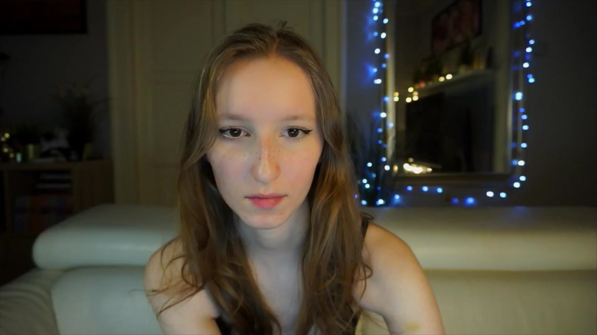 Gallery image thumbnail from Sw33t_g1rl's myfreecams stream on, 04/01/2026, 08:39 image 5 of 20