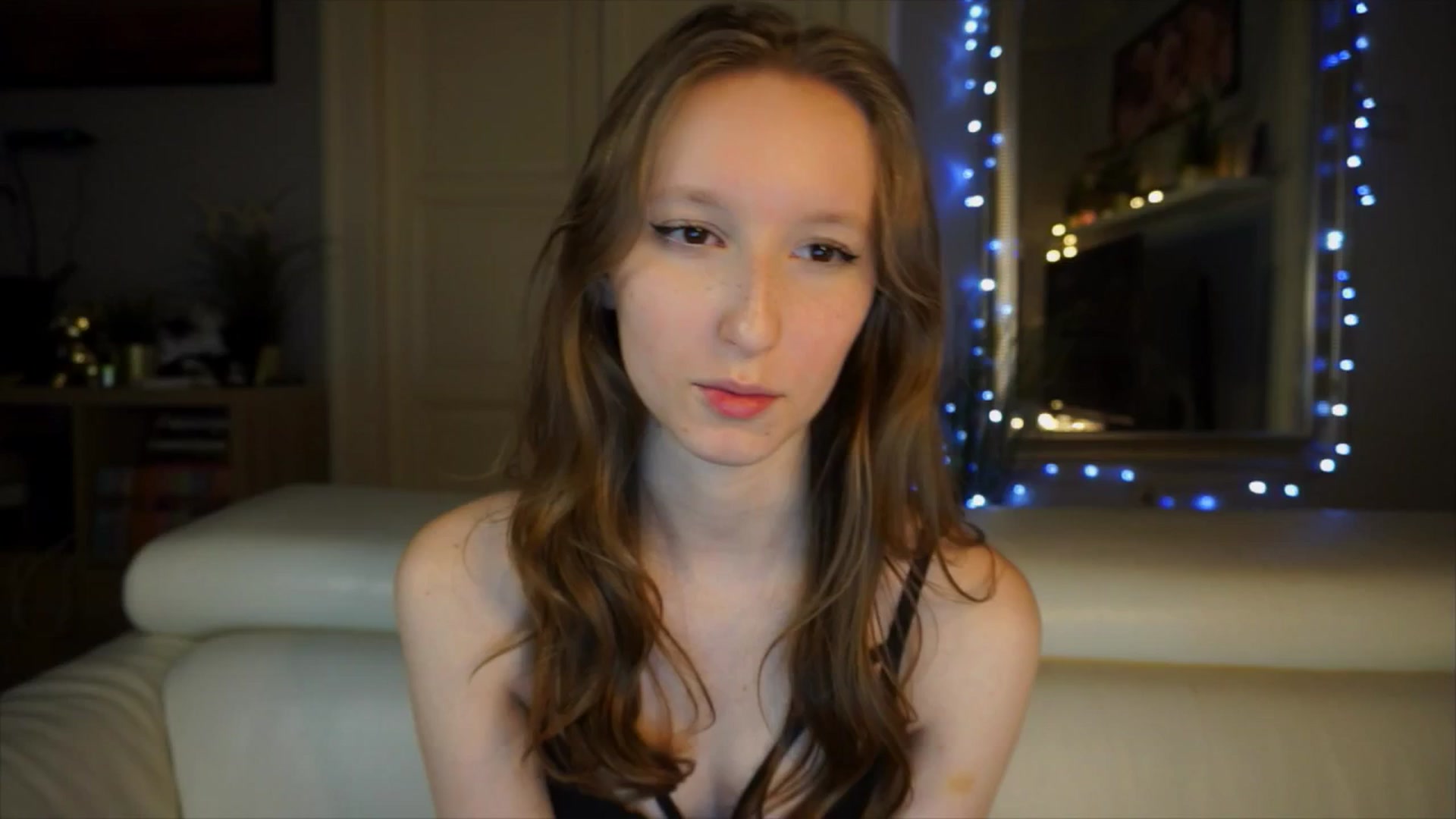 Gallery image thumbnail from Sw33t_g1rl's myfreecams stream on, 04/01/2026, 09:48 image 2 of 20
