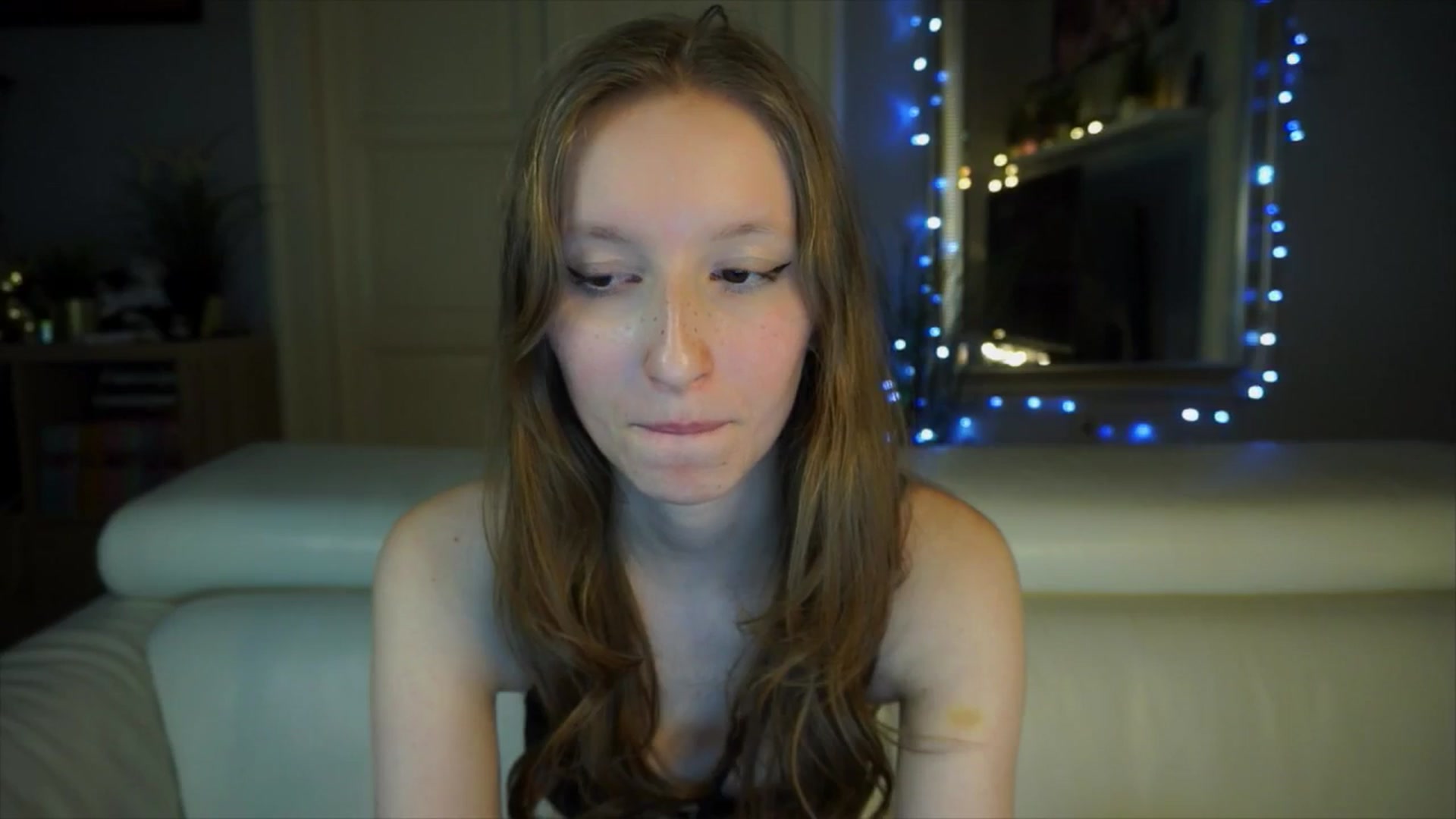 Gallery image thumbnail from Sw33t_g1rl's myfreecams stream on, 04/01/2026, 11:42 image 2 of 20