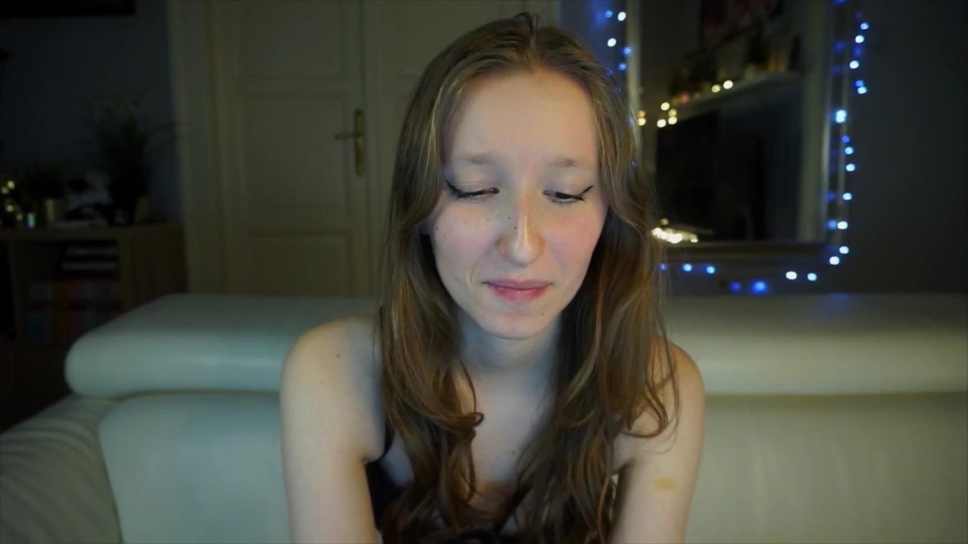 Gallery image thumbnail from Sw33t_g1rl's myfreecams stream on, 04/01/2026, 11:42 image 7 of 20