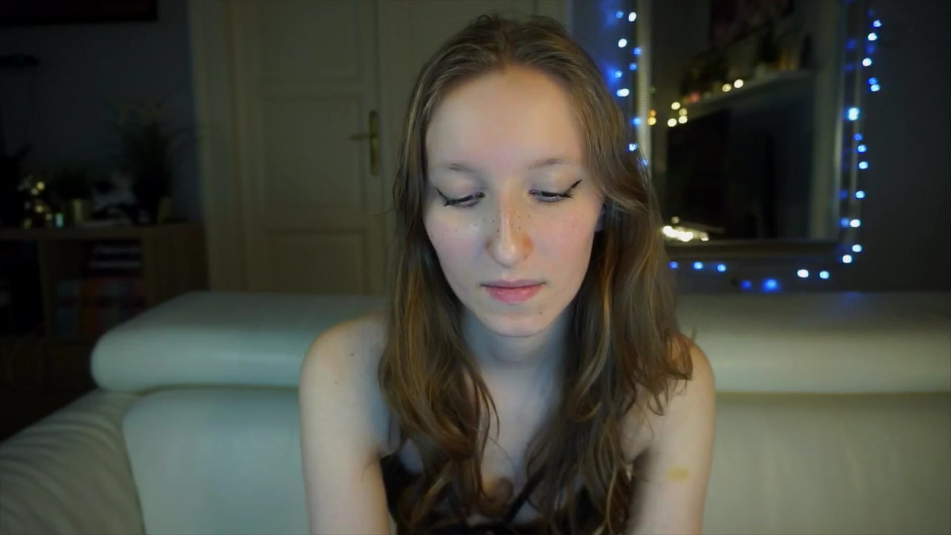 Gallery image thumbnail from Sw33t_g1rl's myfreecams stream on, 04/01/2026, 11:42 image 13 of 20