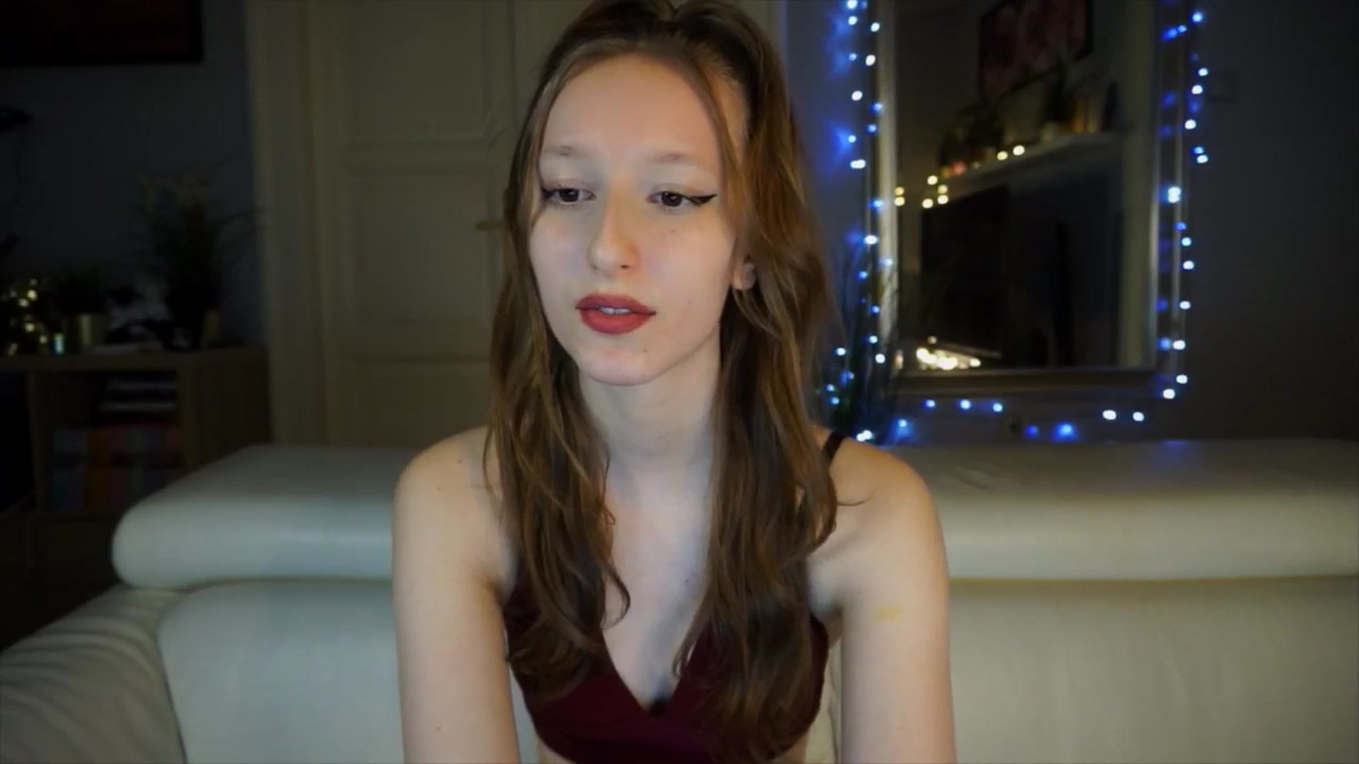 Gallery image thumbnail from Sw33t_g1rl's myfreecams stream on, 04/02/2026, 15:03 image 15 of 20