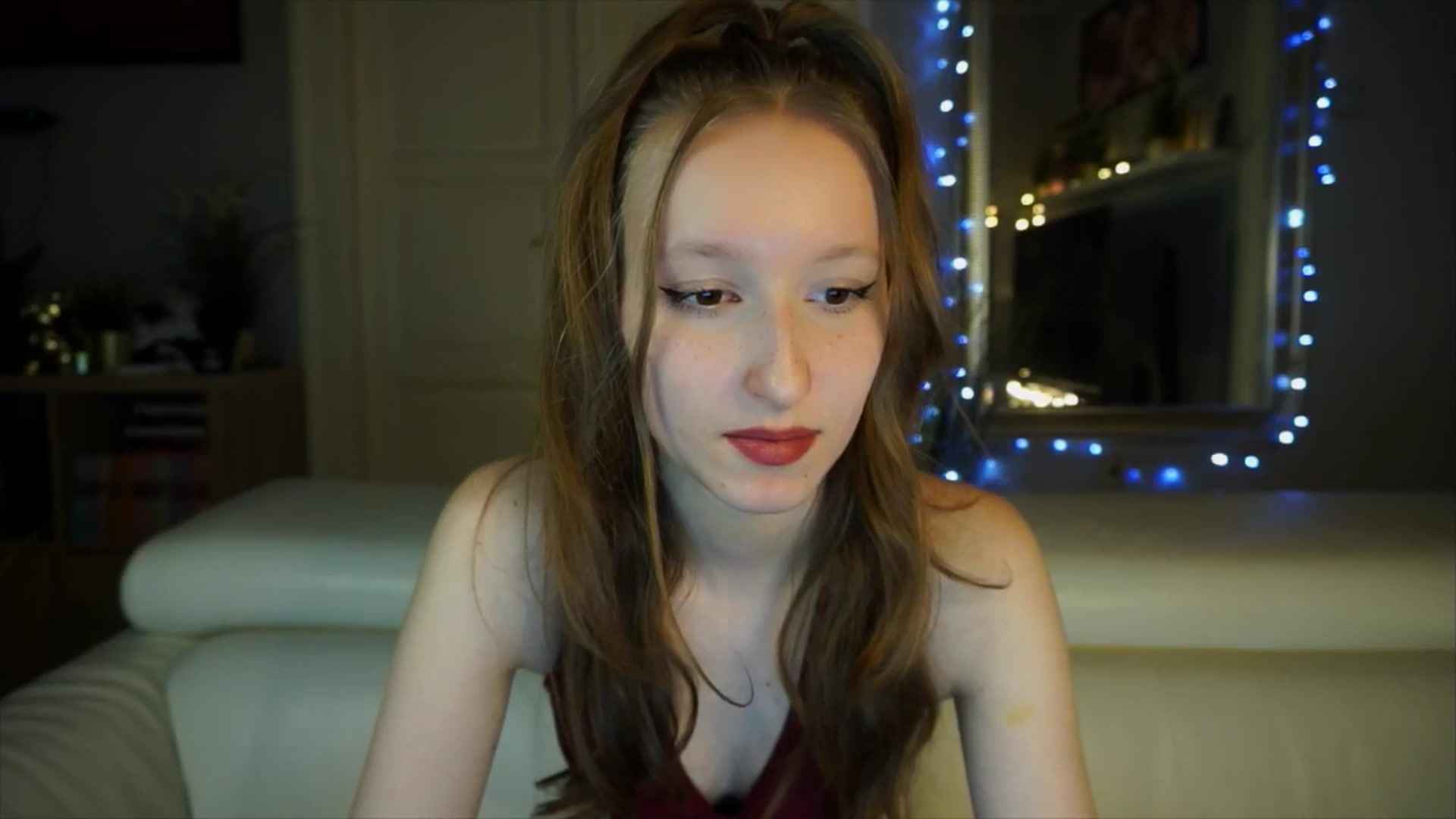 Gallery image thumbnail from Sw33t_g1rl's myfreecams stream on, 04/02/2026, 15:03 image 10 of 20