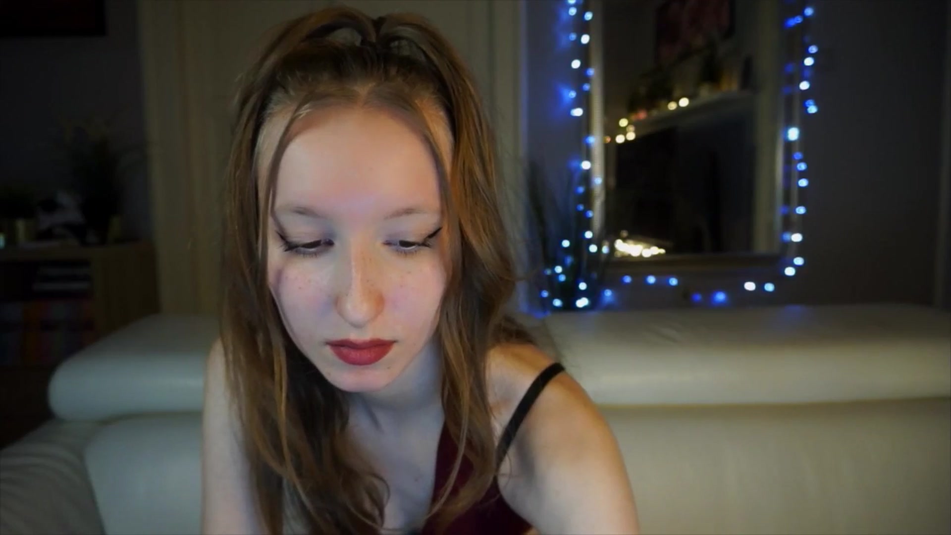 Gallery image thumbnail from Sw33t_g1rl's myfreecams stream on, 04/02/2026, 15:03 image 13 of 20
