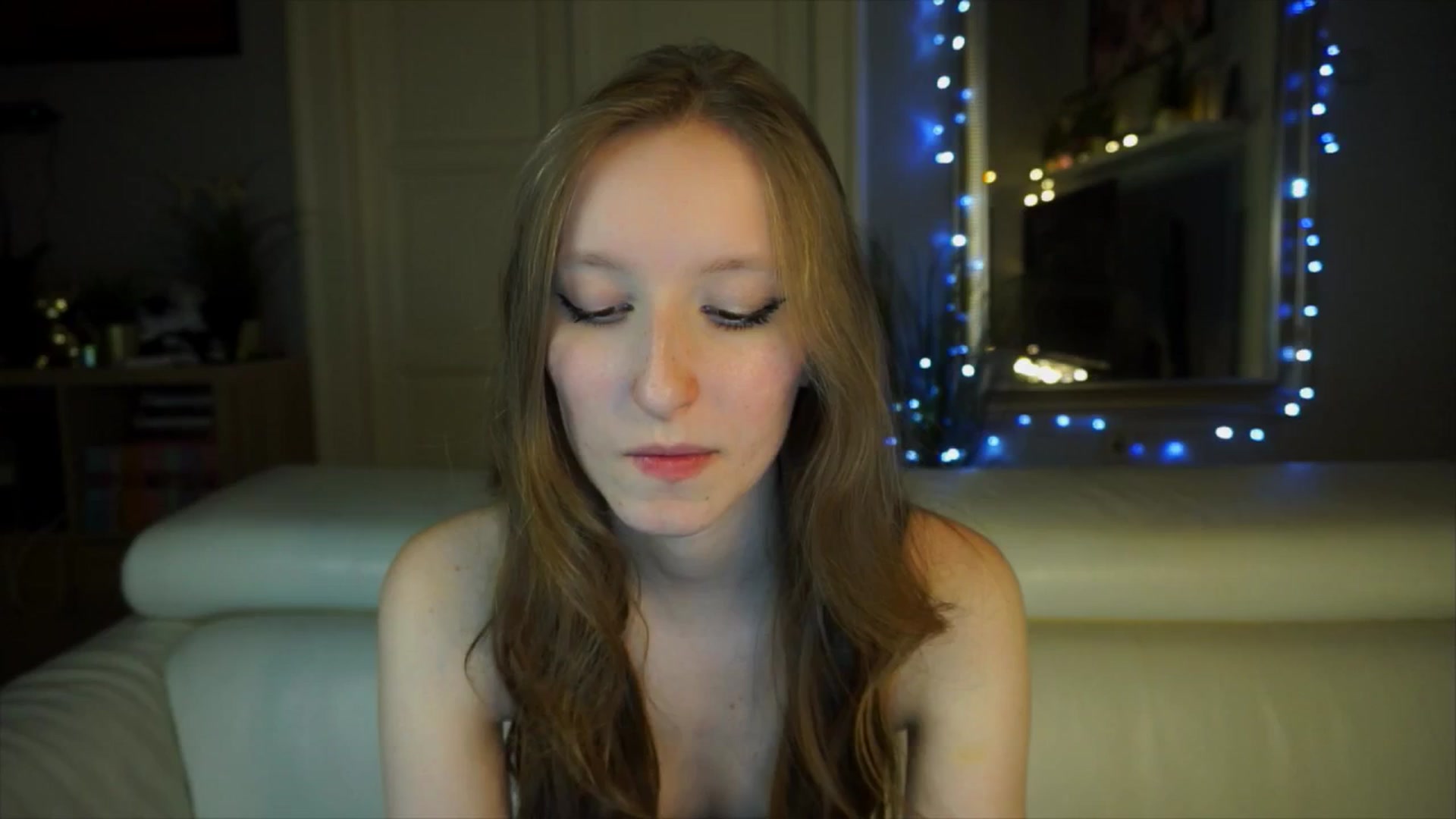 Gallery image thumbnail from Sw33t_g1rl's myfreecams stream on, 04/03/2026, 19:07 image 10 of 20