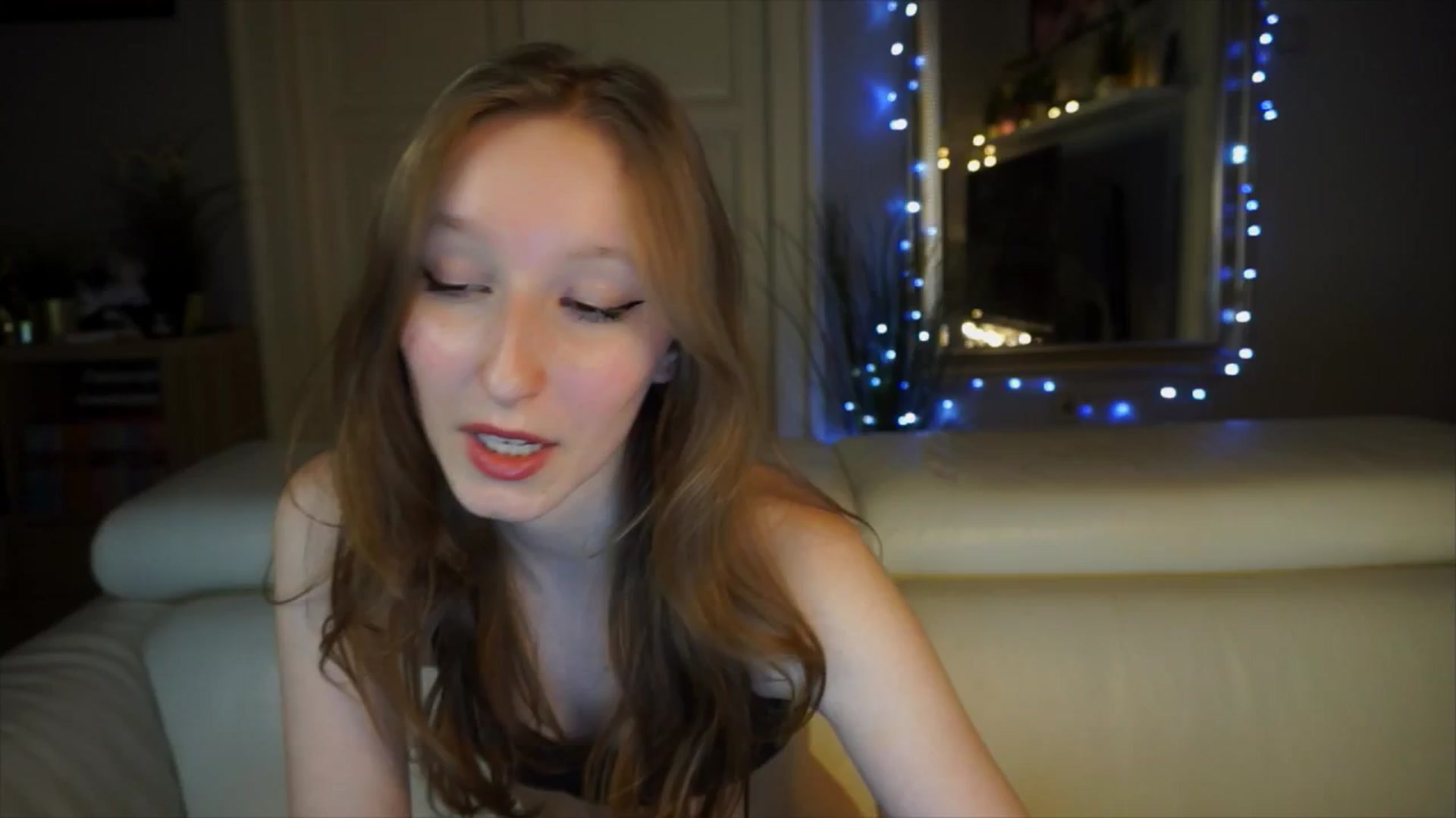 Gallery image thumbnail from Sw33t_g1rl's myfreecams stream on, 04/04/2026, 20:30 image 12 of 20
