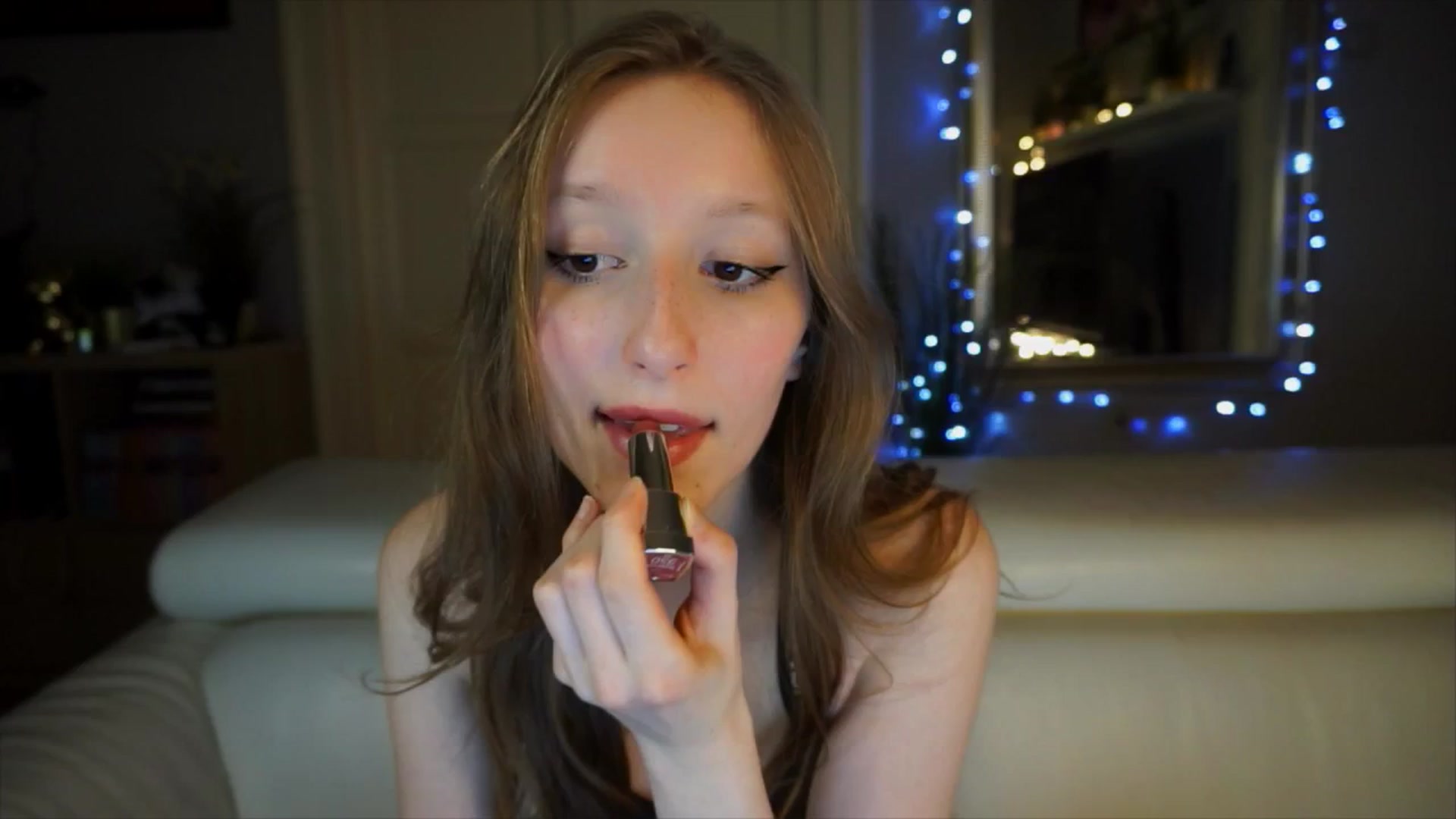 Gallery image thumbnail from Sw33t_g1rl's myfreecams stream on, 04/04/2026, 20:30 image 6 of 20