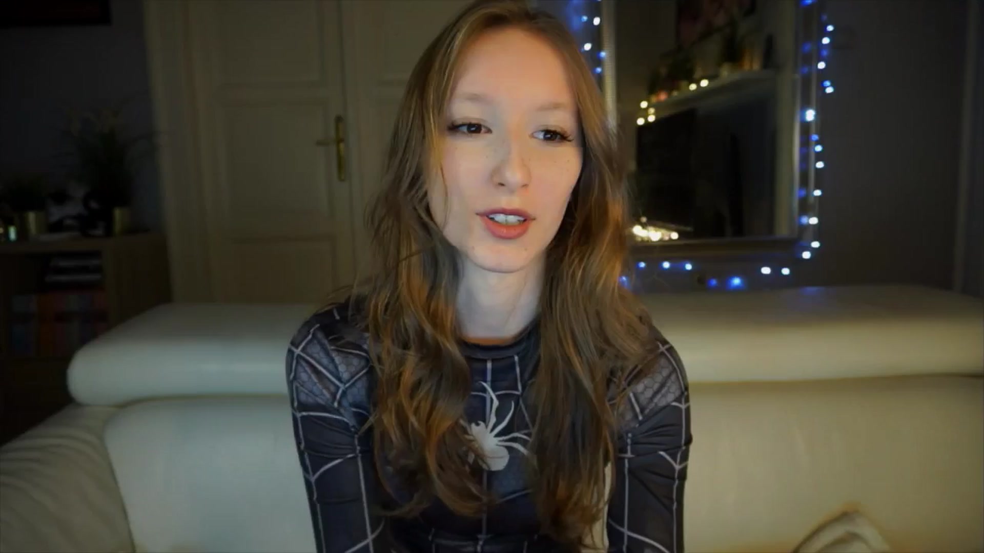 Gallery image thumbnail from Sw33t_g1rl's myfreecams stream on, 04/09/2026, 18:27 image 3 of 20