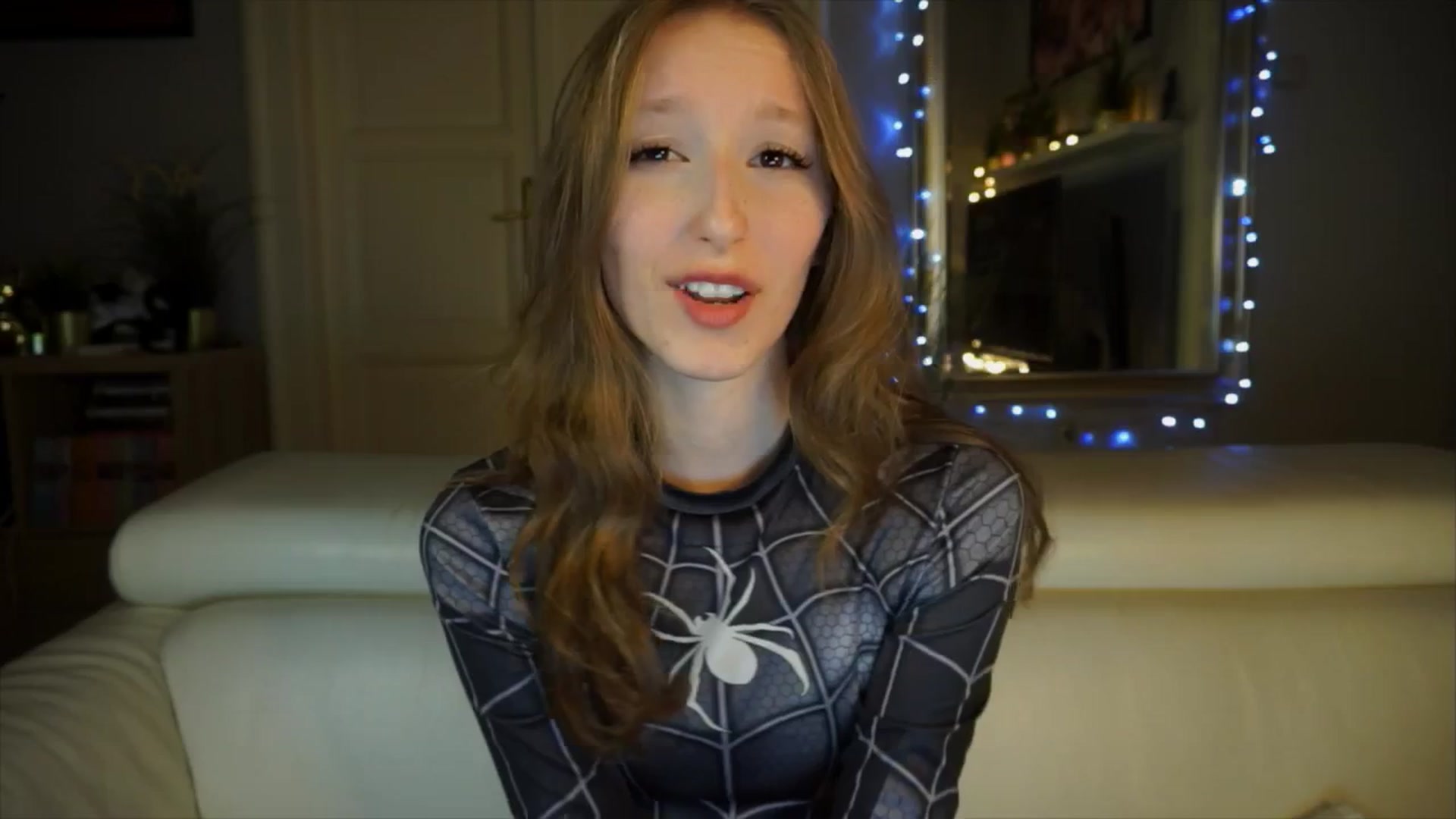 Gallery image thumbnail from Sw33t_g1rl's myfreecams stream on, 04/09/2026, 19:20 image 10 of 20