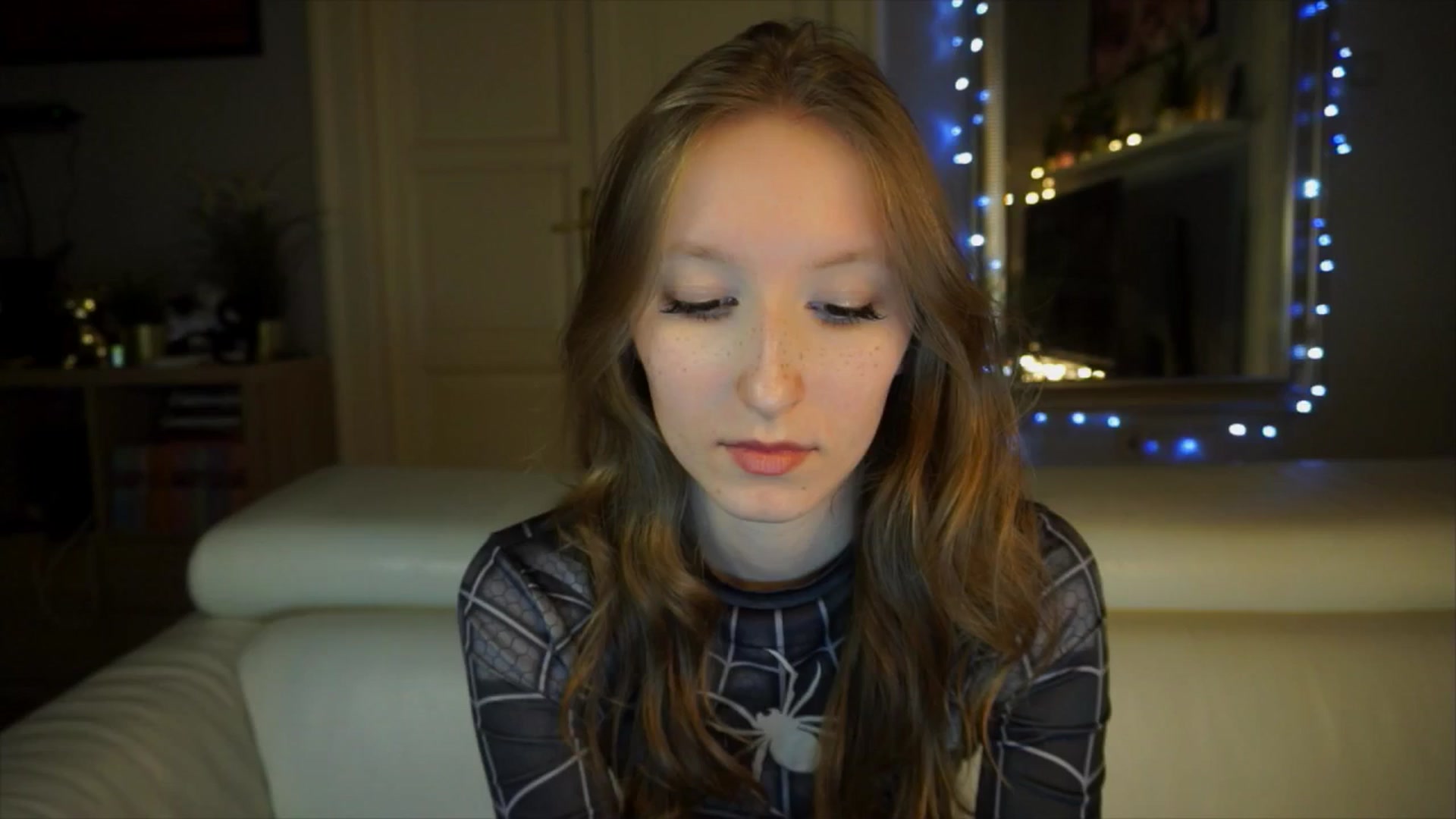 Gallery image thumbnail from Sw33t_g1rl's myfreecams stream on, 04/09/2026, 19:20 image 7 of 20