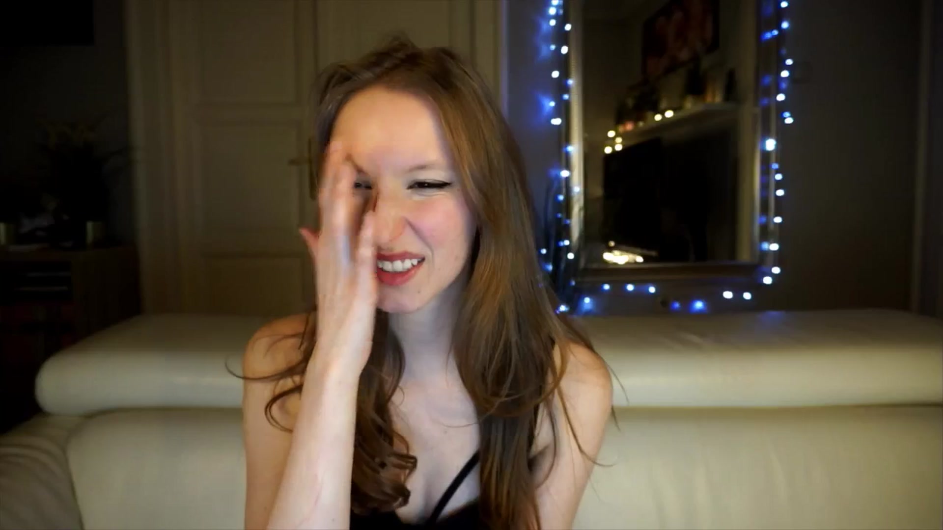 Gallery image thumbnail from Sw33t_g1rl's myfreecams stream on, 04/13/2026, 20:29 image 12 of 20