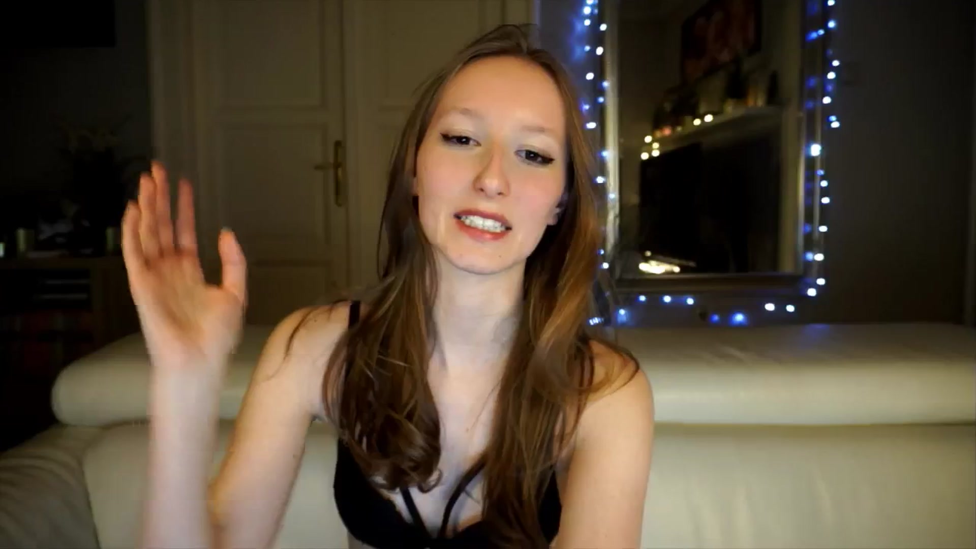 Gallery image thumbnail from Sw33t_g1rl's myfreecams stream on, 04/13/2026, 20:29 image 4 of 20