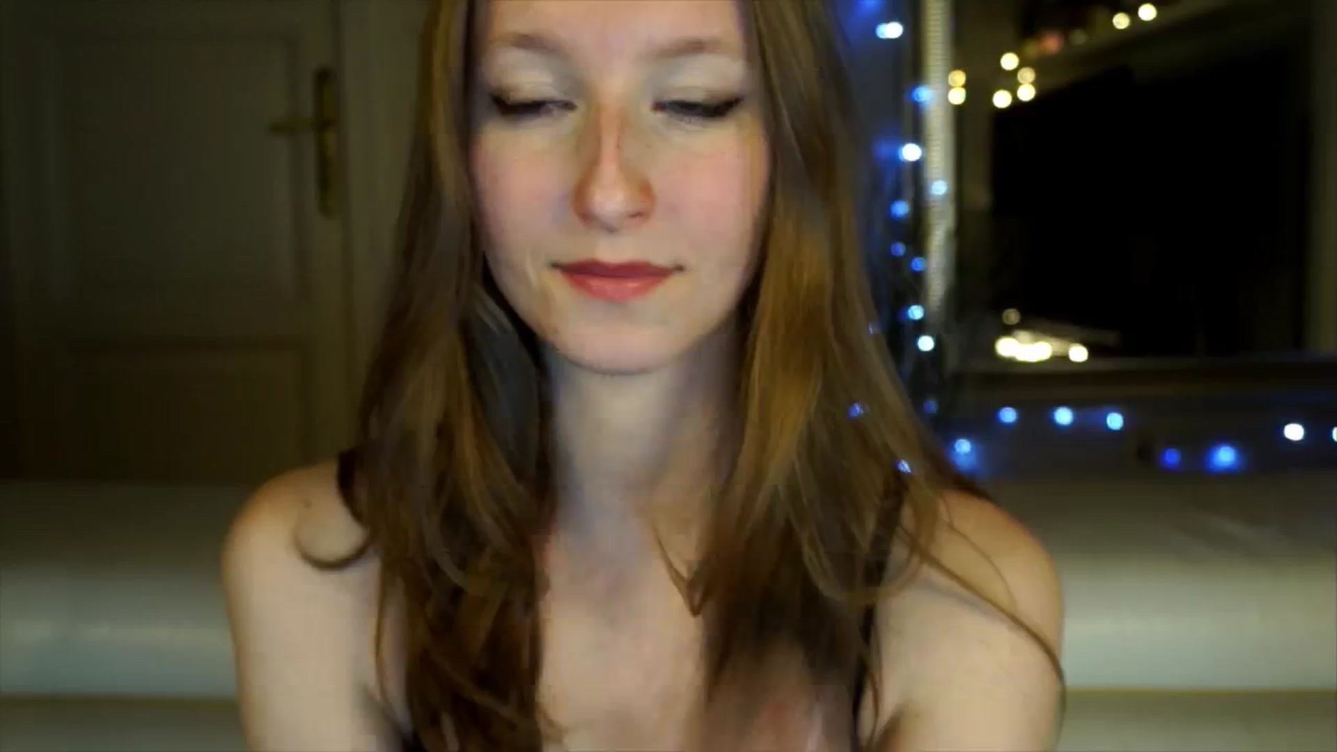Gallery image thumbnail from Sw33t_g1rl's myfreecams stream on, 04/13/2026, 20:29 image 15 of 20