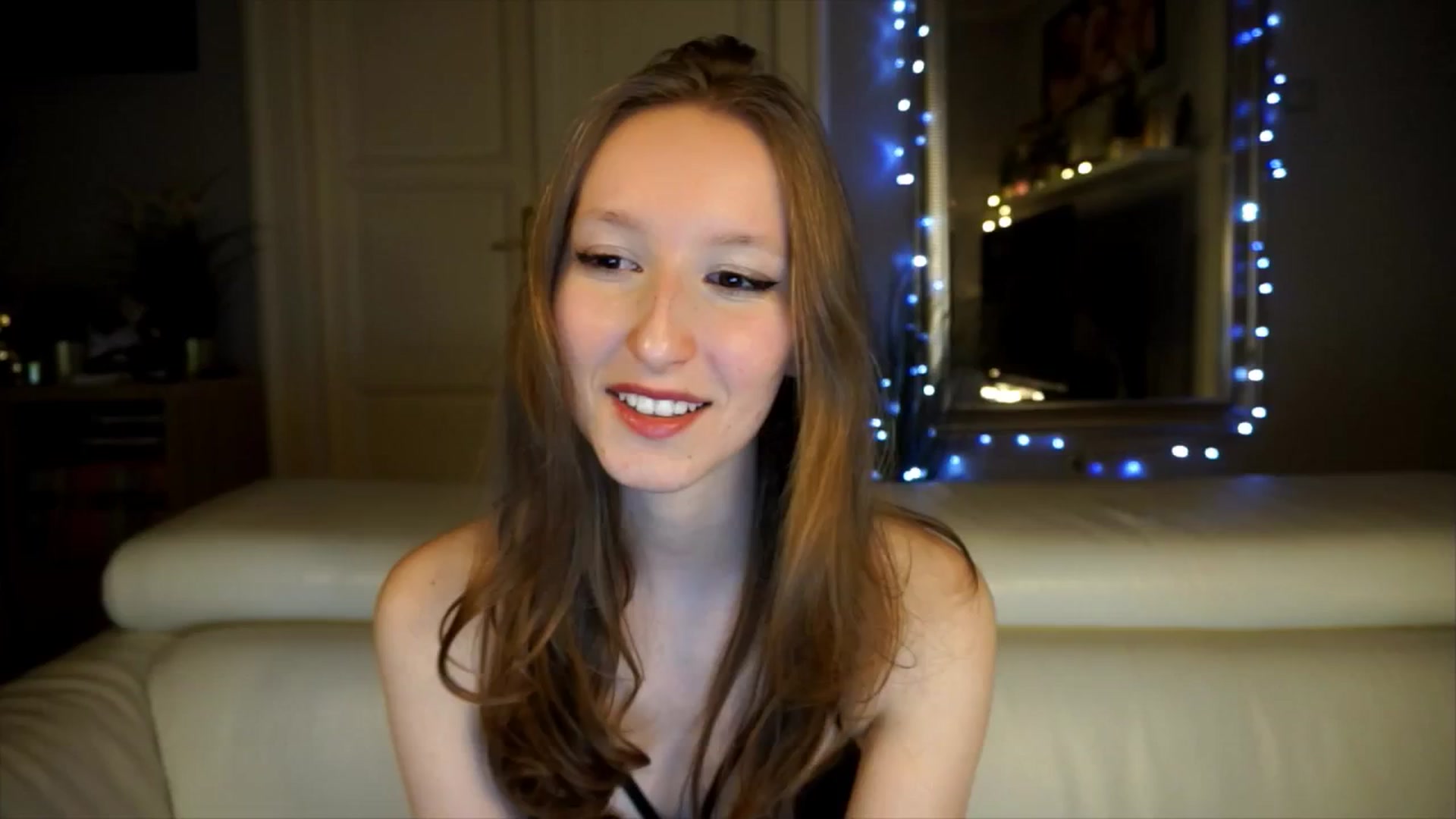 Gallery image thumbnail from Sw33t_g1rl's myfreecams stream on, 04/13/2026, 20:29 image 1 of 20