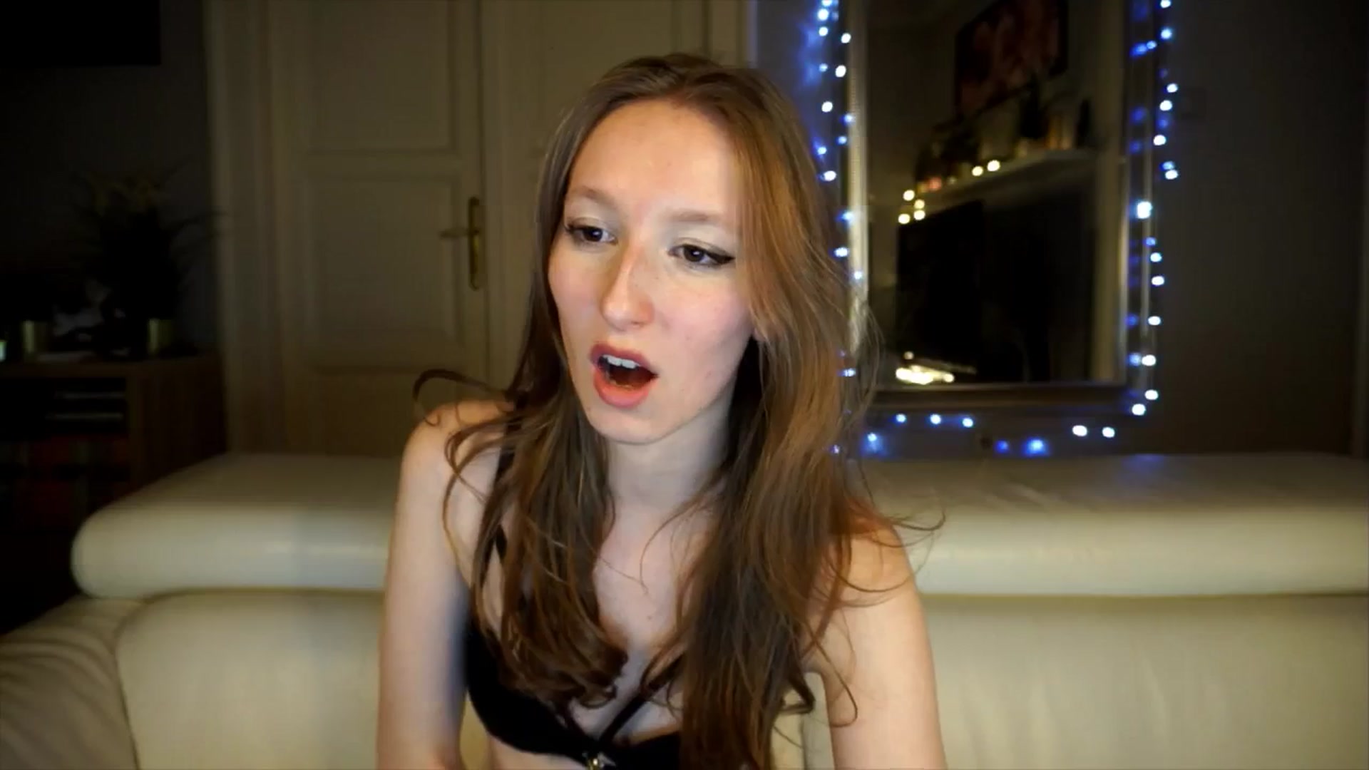 Gallery image thumbnail from Sw33t_g1rl's myfreecams stream on, 04/13/2026, 20:29 image 9 of 20