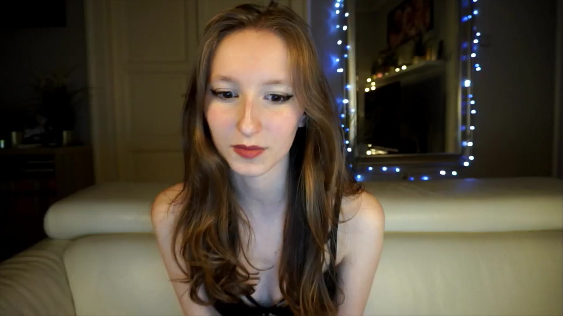 Gallery image thumbnail from Sw33t_g1rl's myfreecams stream on, 04/14/2026, 17:42 image 8 of 20