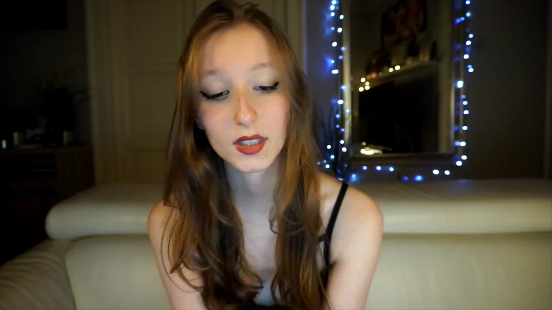Gallery image thumbnail from Sw33t_g1rl's myfreecams stream on, 04/14/2026, 17:42 image 6 of 20