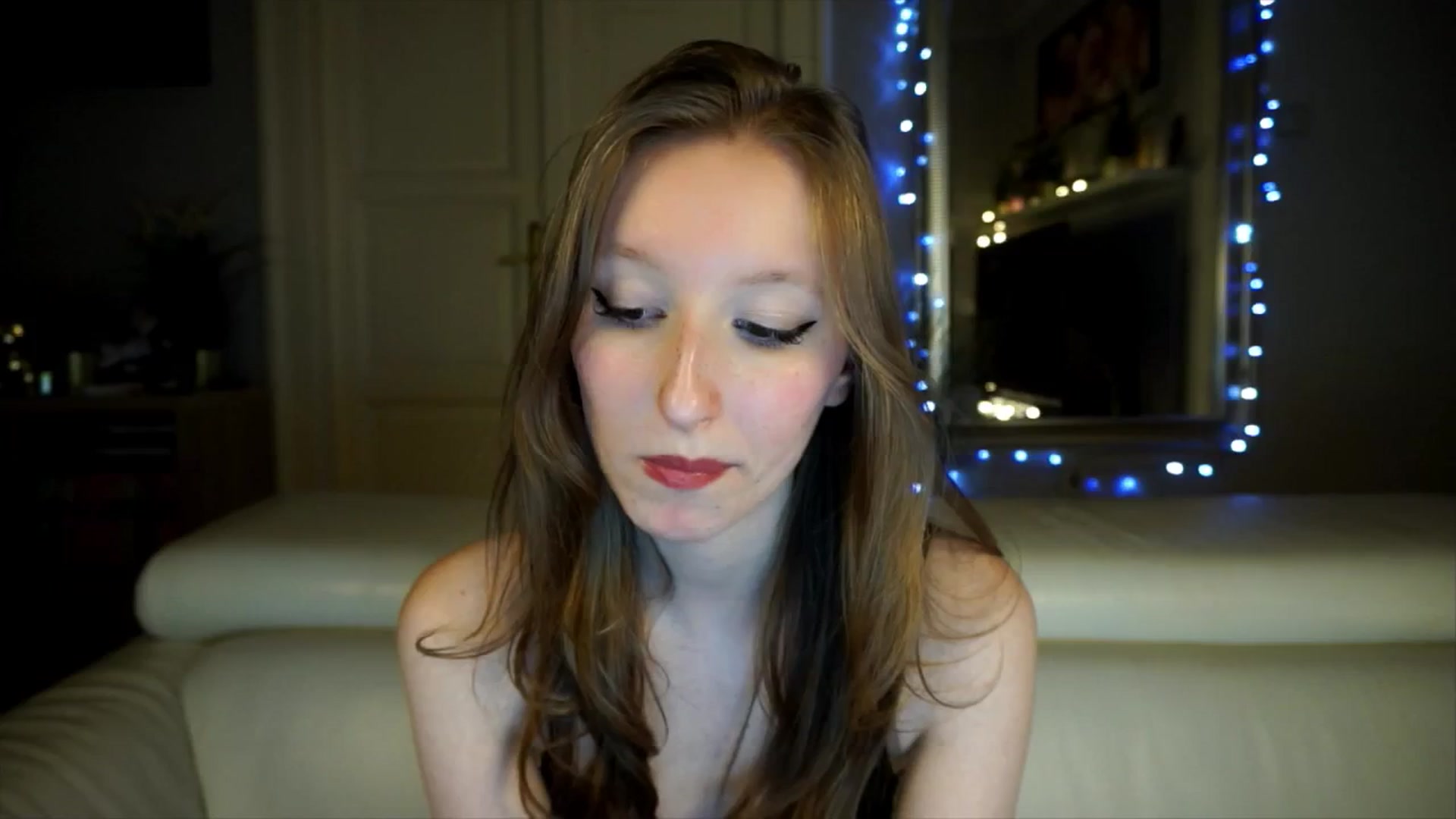 Gallery image thumbnail from Sw33t_g1rl's myfreecams stream on, 04/14/2026, 18:49 image 13 of 20