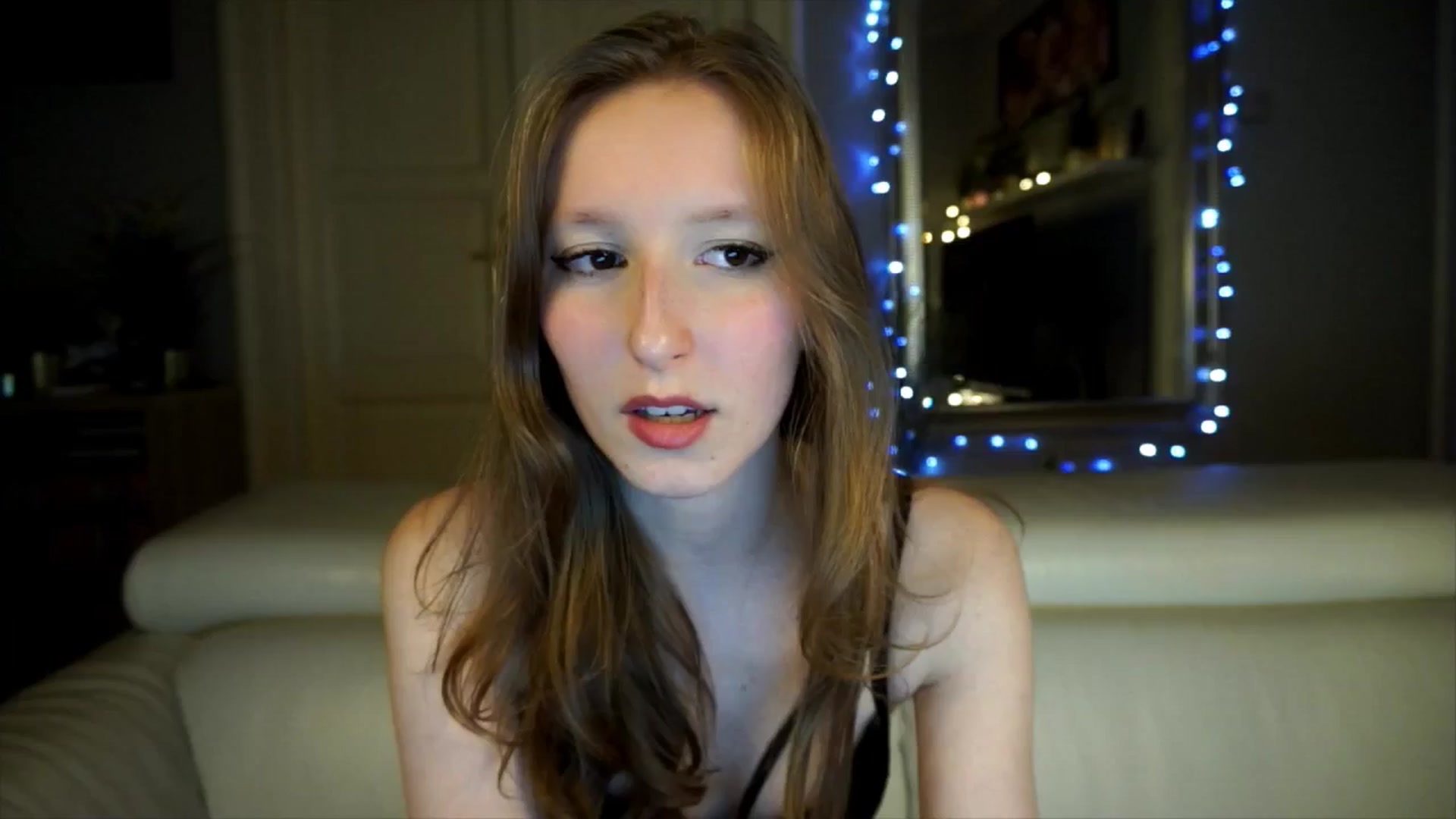 Gallery image thumbnail from Sw33t_g1rl's myfreecams stream on, 04/14/2026, 20:51 image 1 of 20