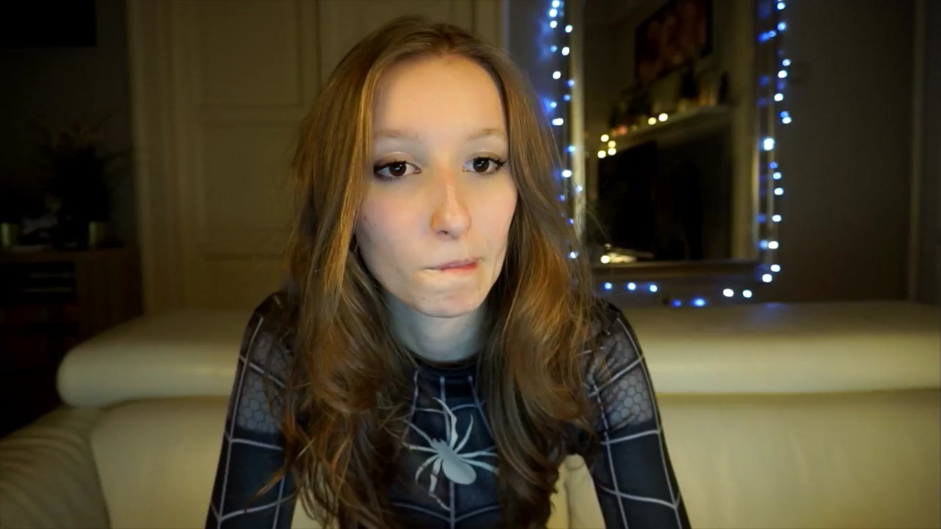 Gallery image thumbnail from Sw33t_g1rl's myfreecams stream on, 04/15/2026, 18:55 image 14 of 20
