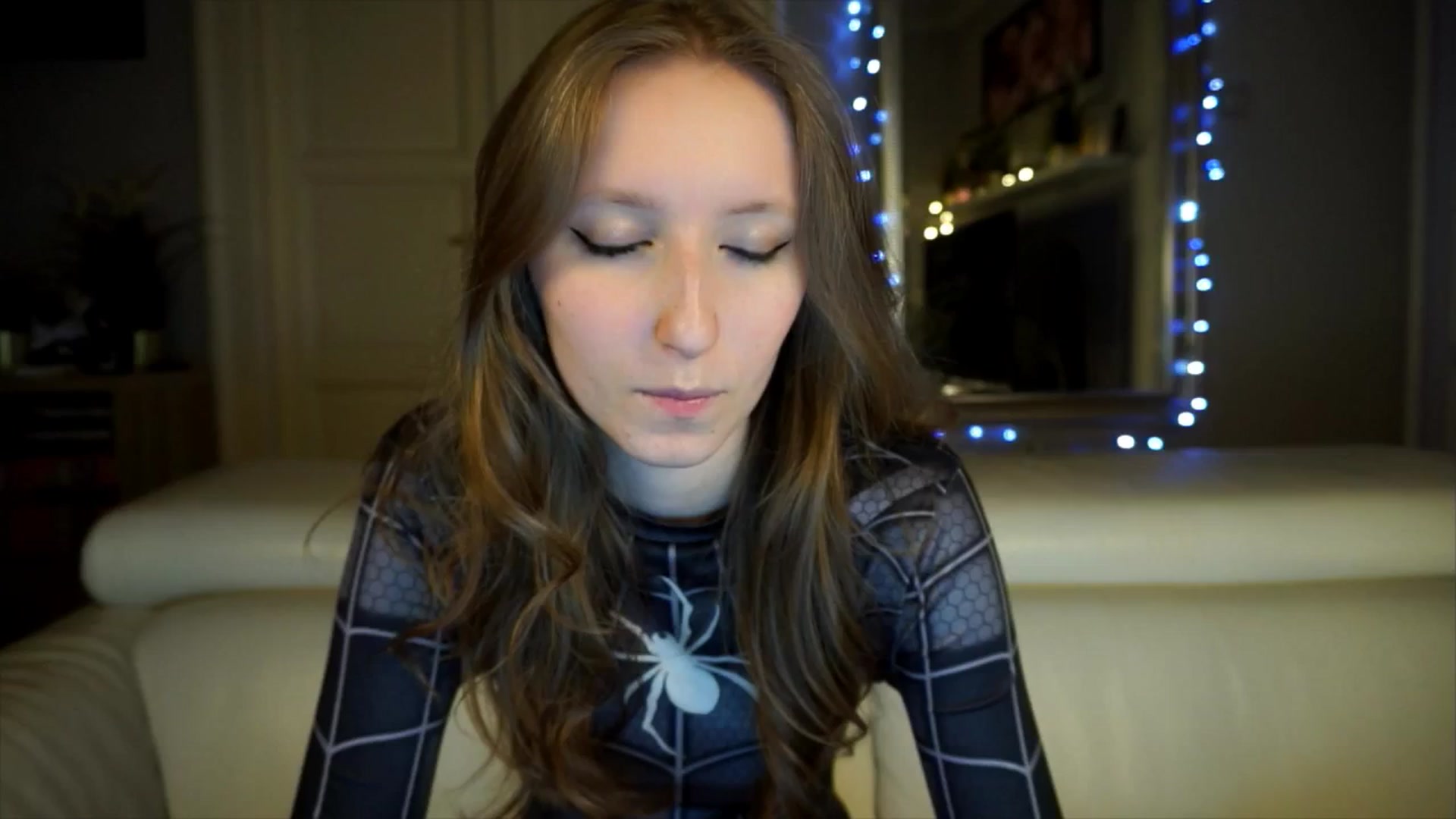 Gallery image thumbnail from Sw33t_g1rl's myfreecams stream on, 04/15/2026, 18:55 image 18 of 20