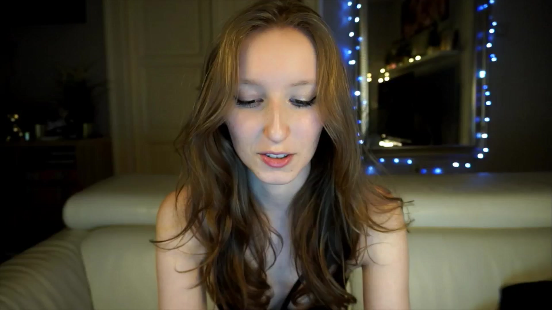 Gallery image thumbnail from Sw33t_g1rl's myfreecams stream on, 04/16/2026, 19:49 image 1 of 20