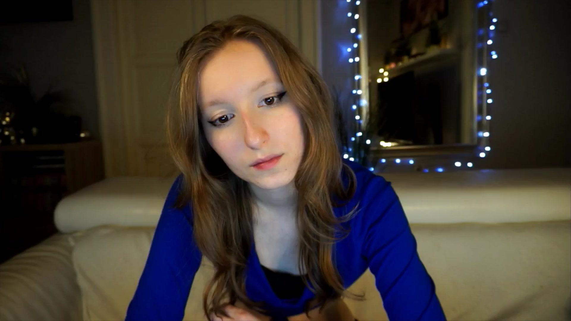 Gallery image thumbnail from Sw33t_g1rl's myfreecams stream on, 04/17/2026, 17:06 image 4 of 20