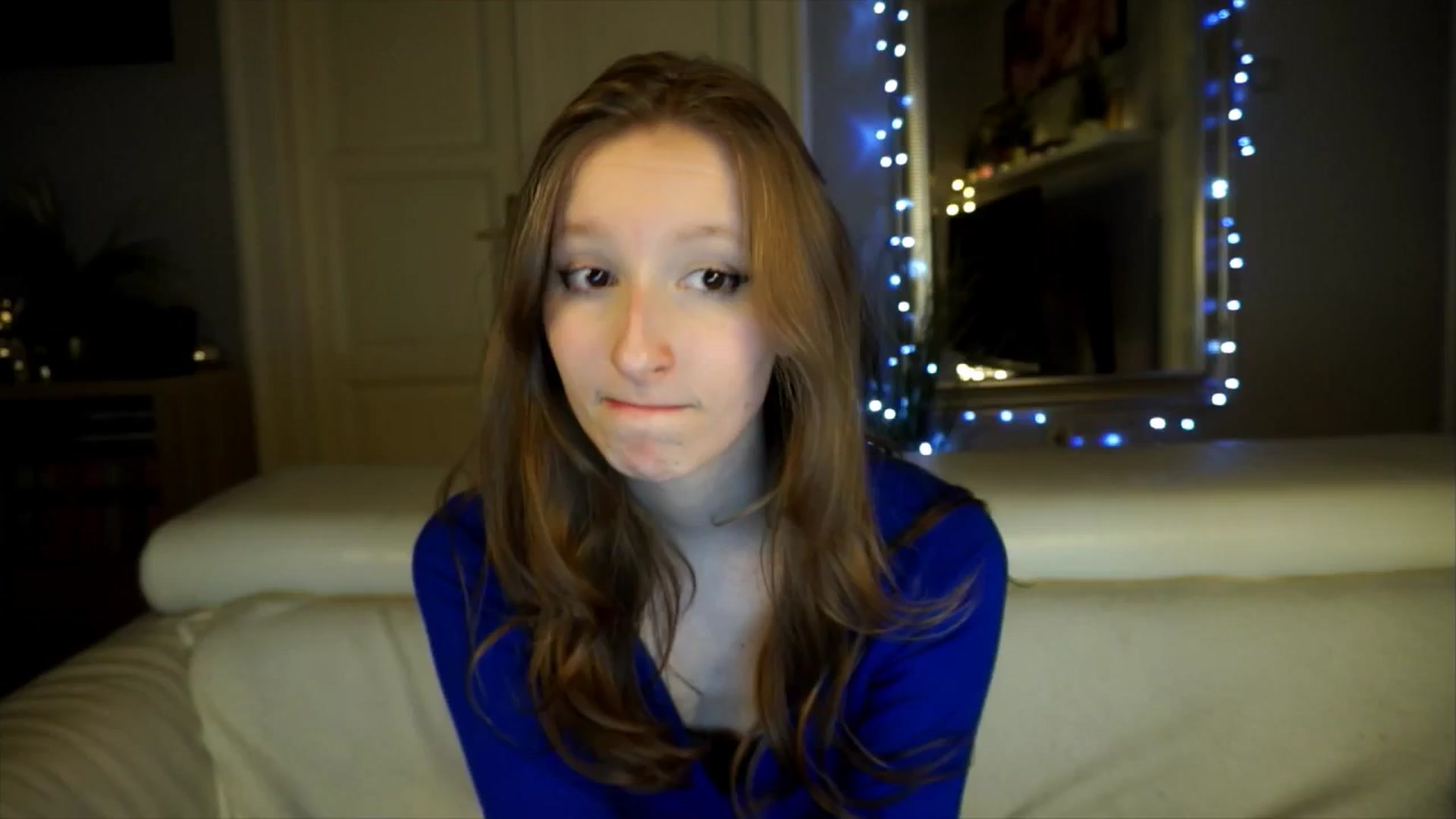 Gallery image thumbnail from Sw33t_g1rl's myfreecams stream on, 04/17/2026, 17:06 image 11 of 20