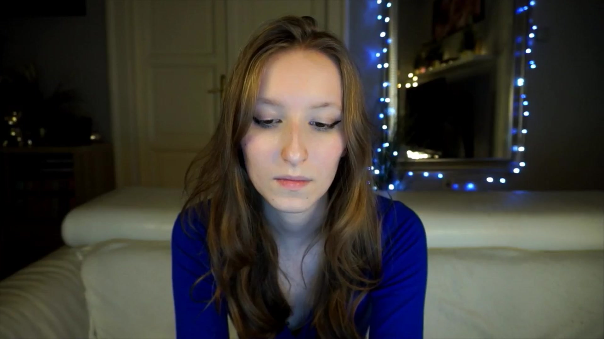 Gallery image thumbnail from Sw33t_g1rl's myfreecams stream on, 04/17/2026, 18:53 image 16 of 20